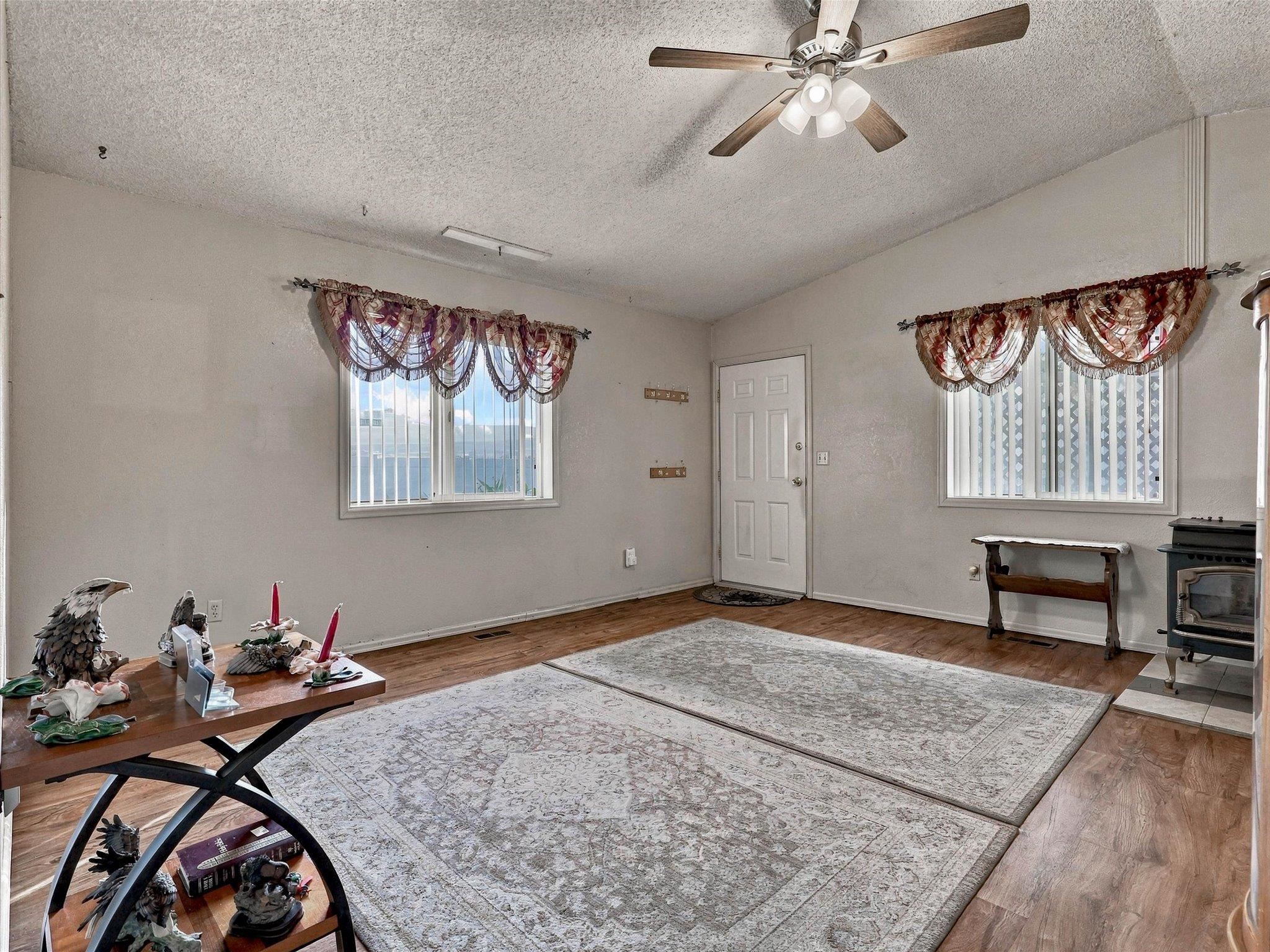 252 28 Road Property Photo 7