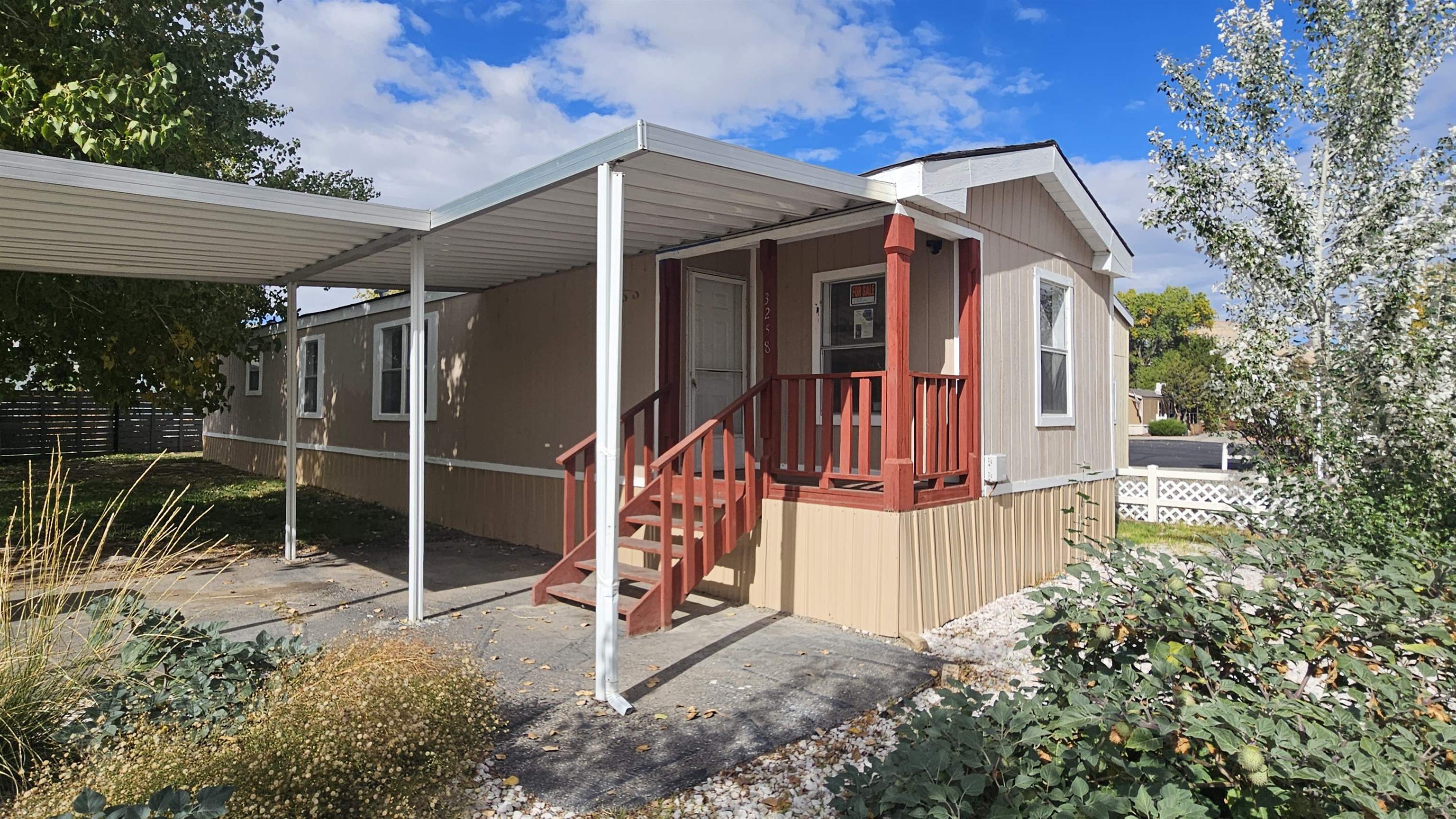 3258 Friendship Drive Property Photo 1