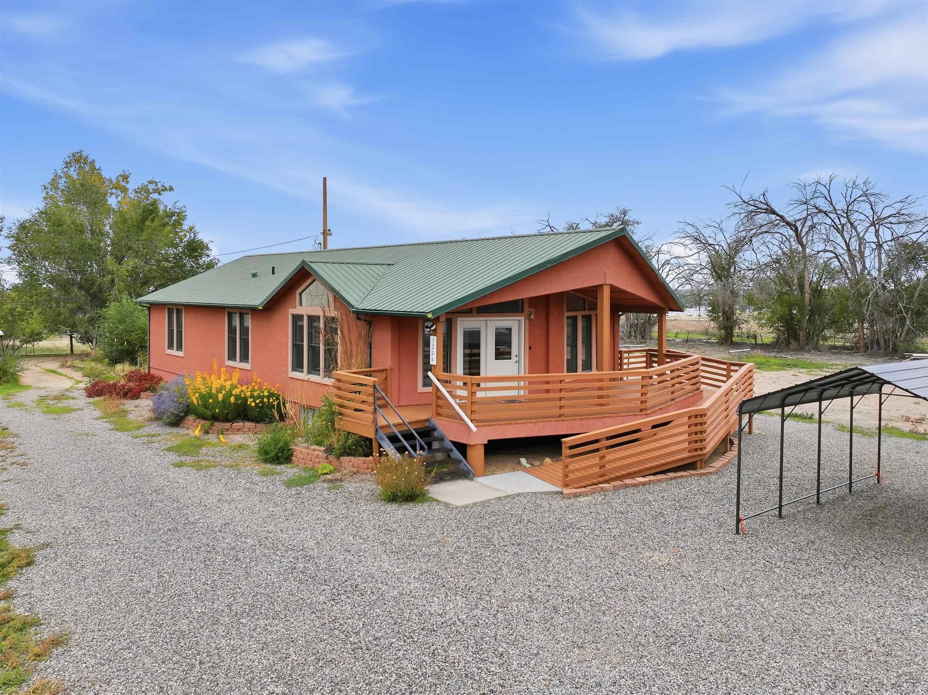 3224 C Road Property Photo 1