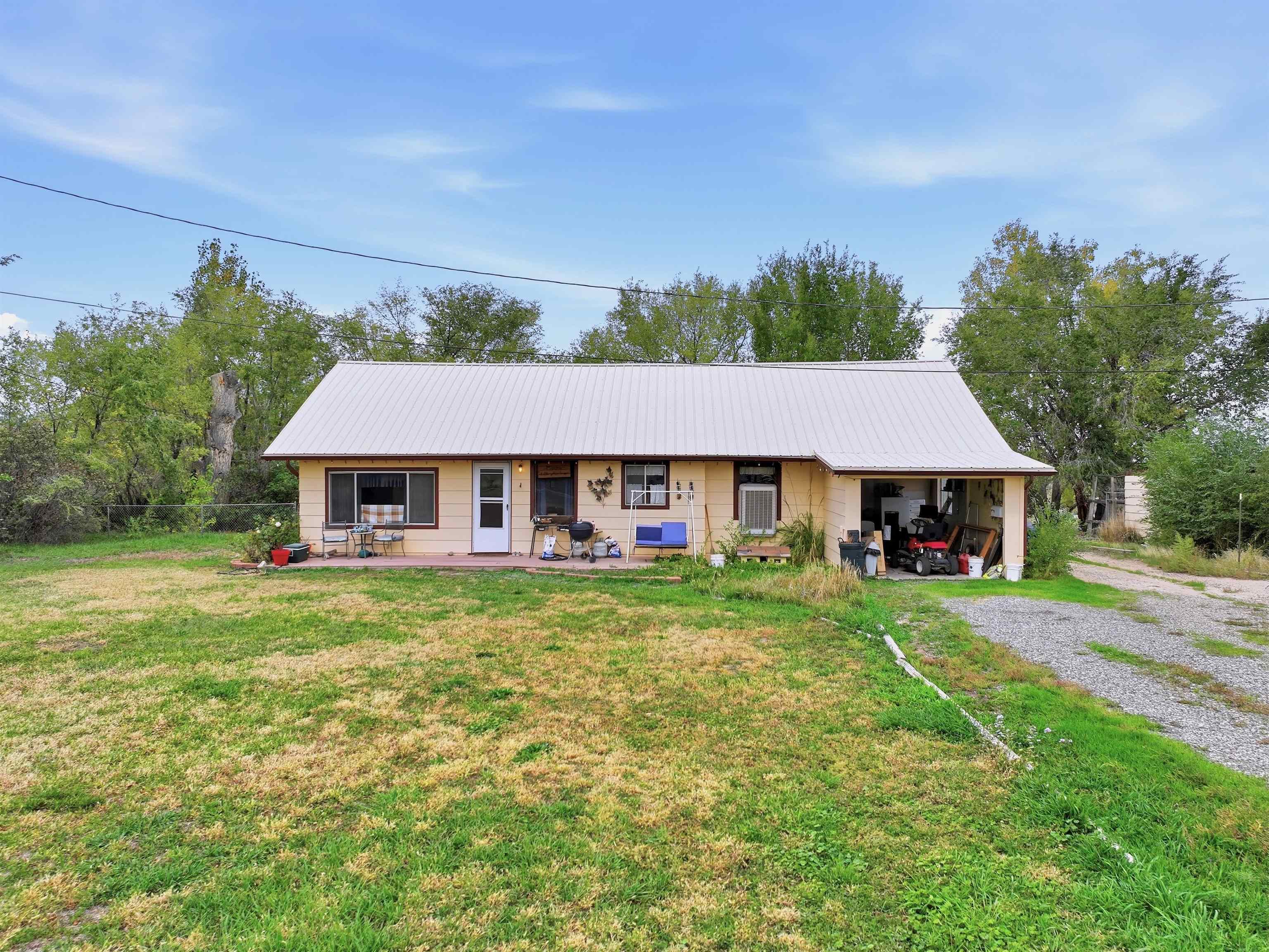 3224 C Road Property Photo 18