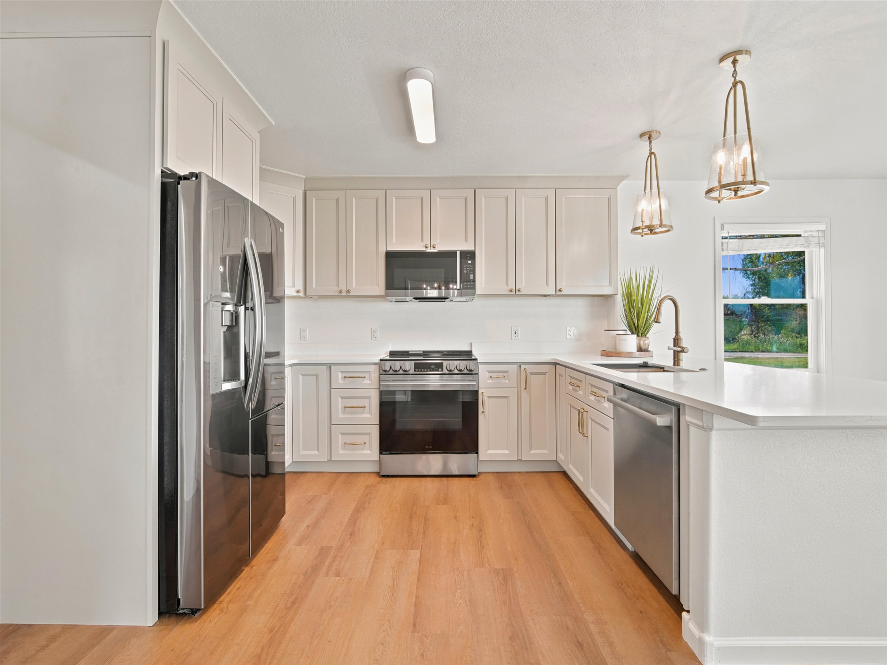 890 24 Road Property Photo 13