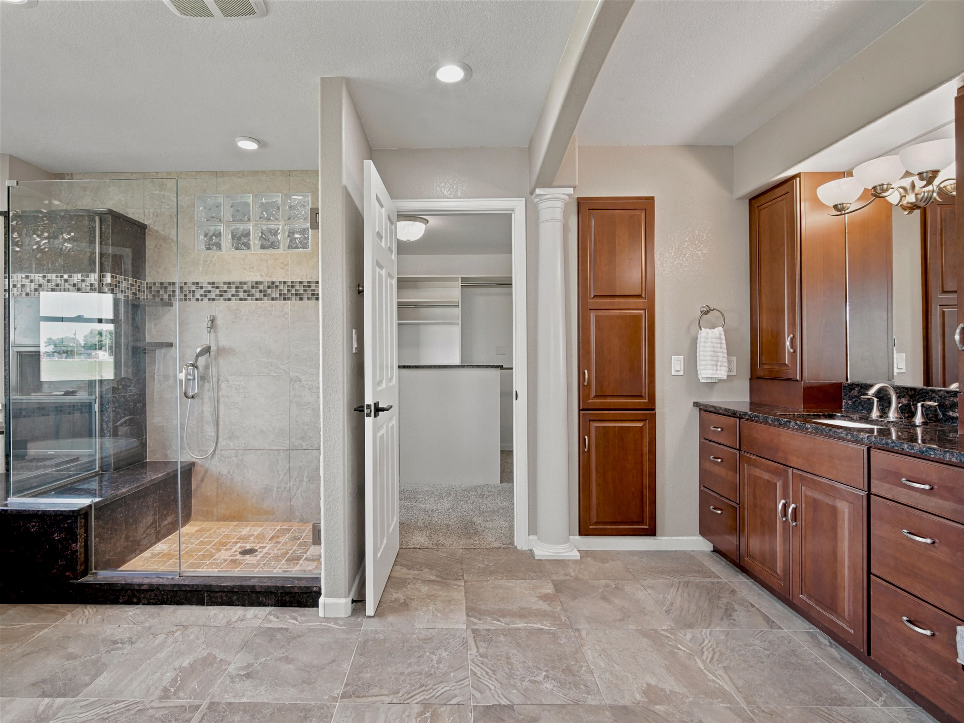 890 24 Road Property Photo 18