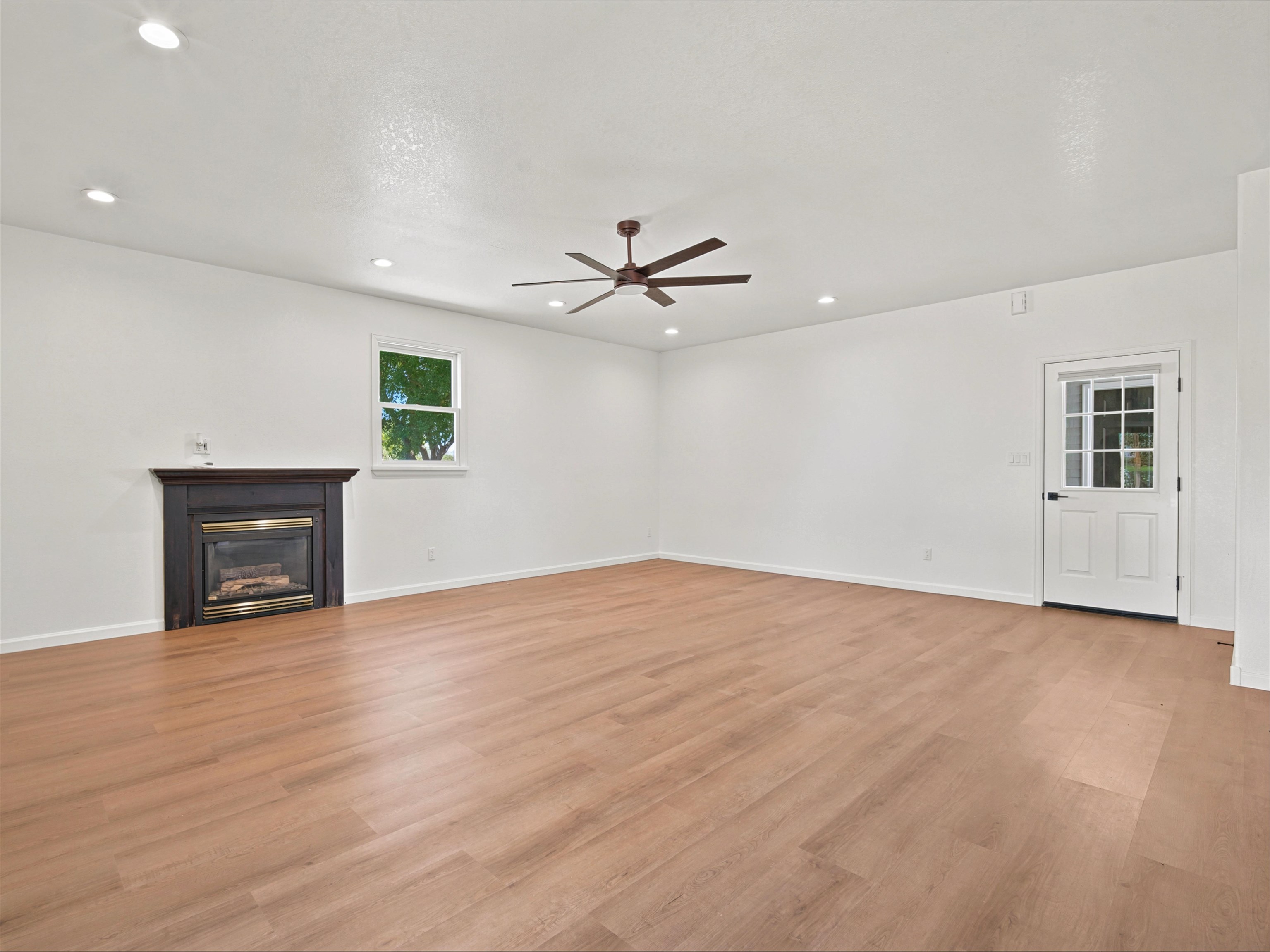 890 24 Road Property Photo 22