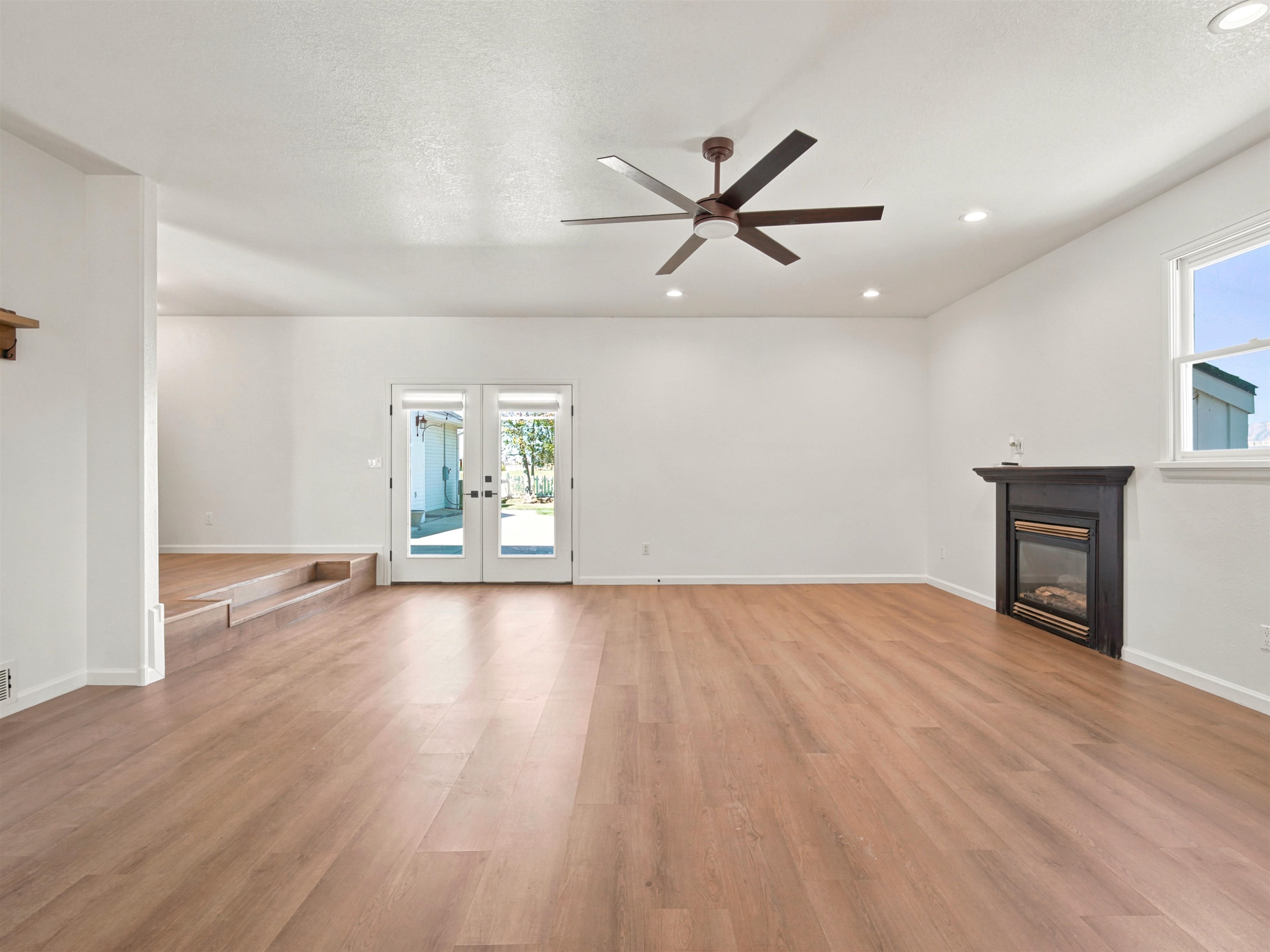 890 24 Road Property Photo 23
