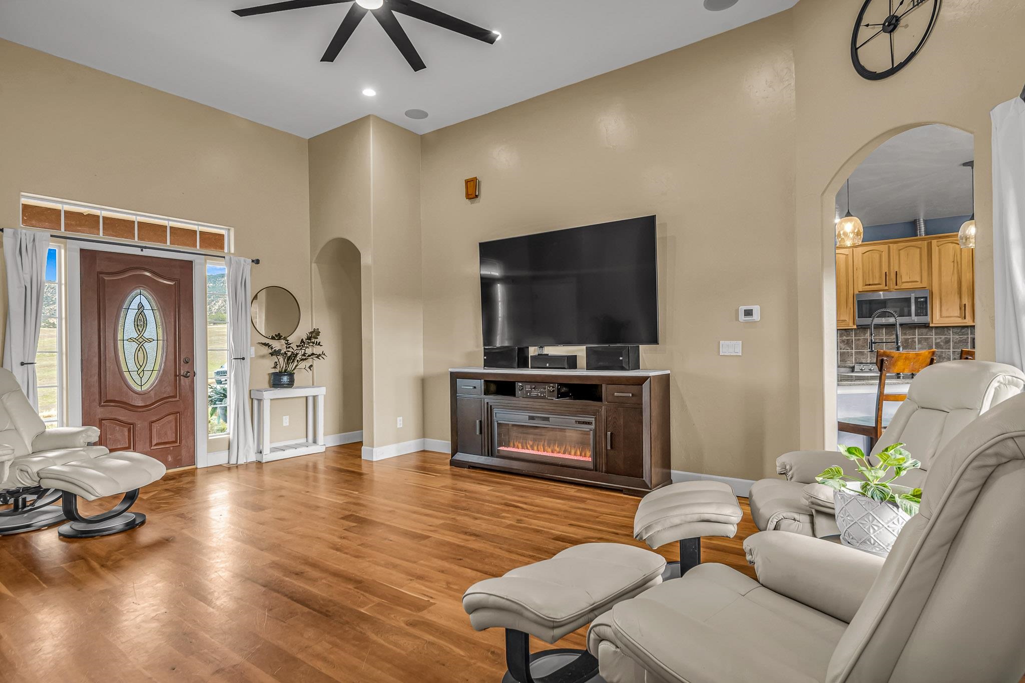 14325 Apache Lane Property Photo 8