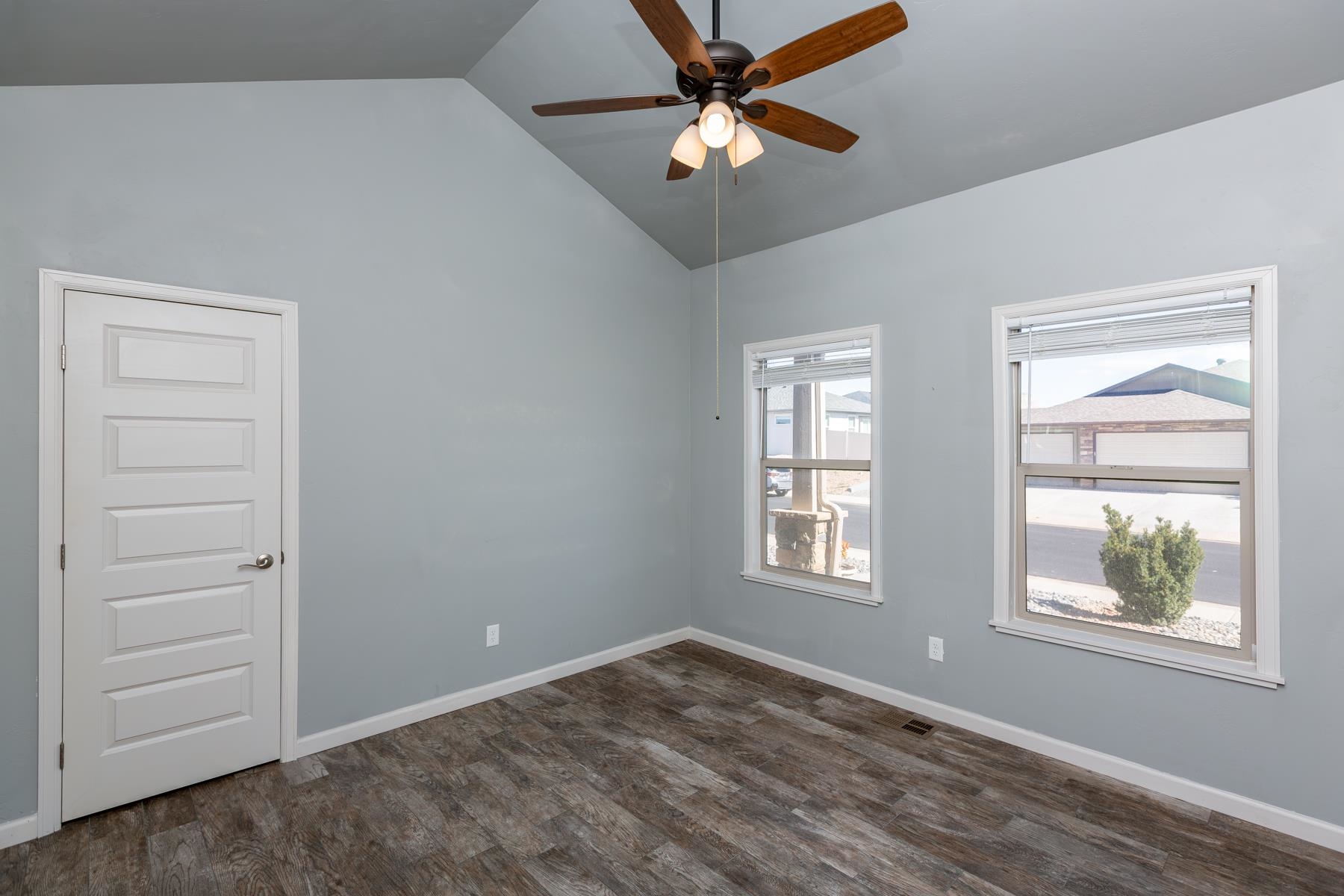 2940 Braxton Court Property Photo 17