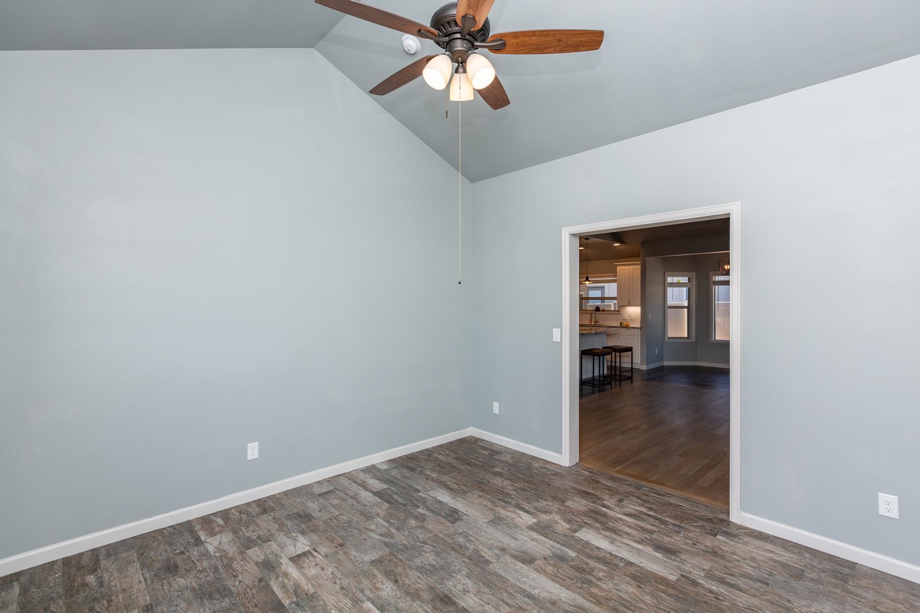 2940 Braxton Court Property Photo 18