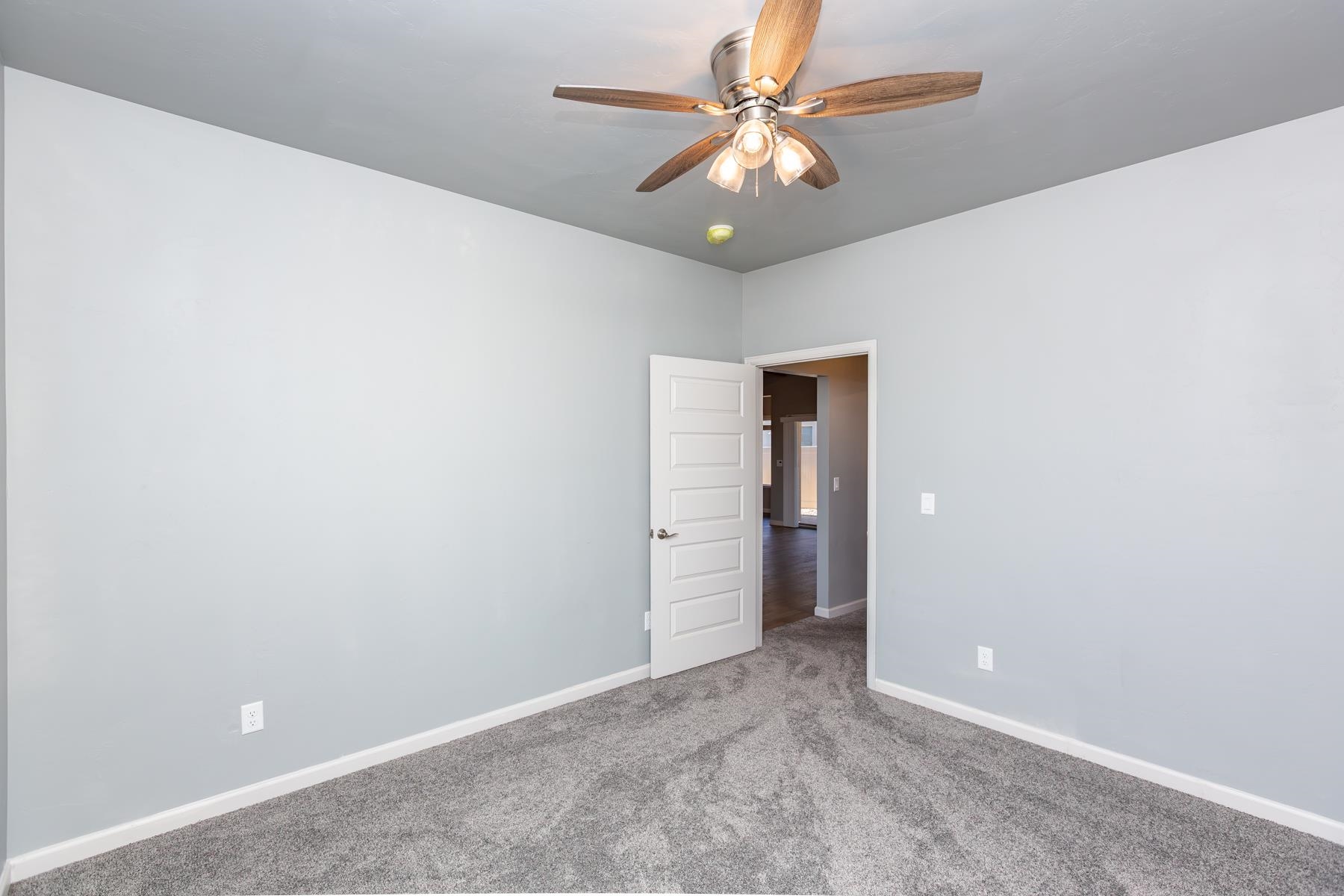 2940 Braxton Court Property Photo 27