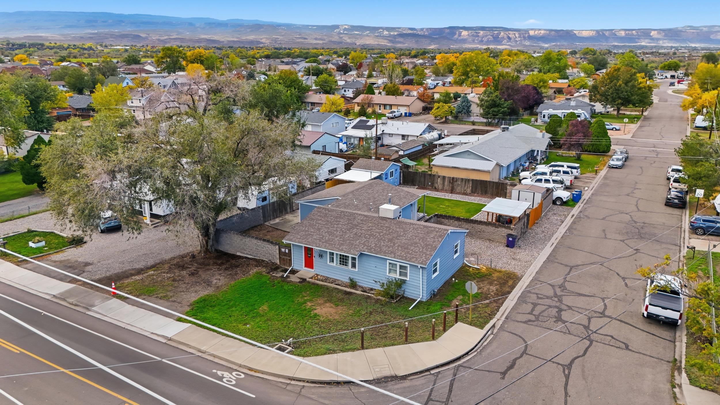 437 30 Road Property Photo 1