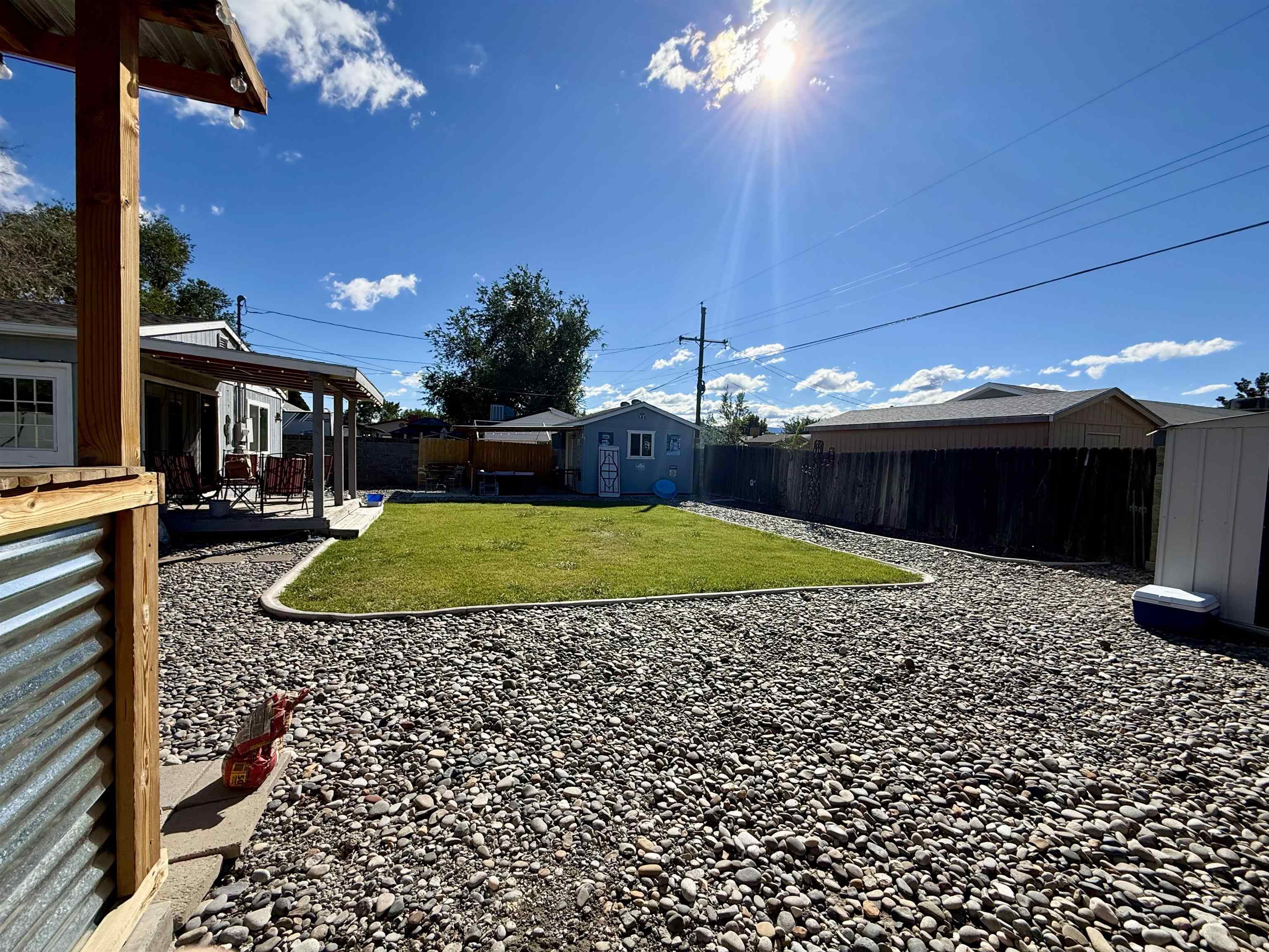 437 30 Road Property Photo 3