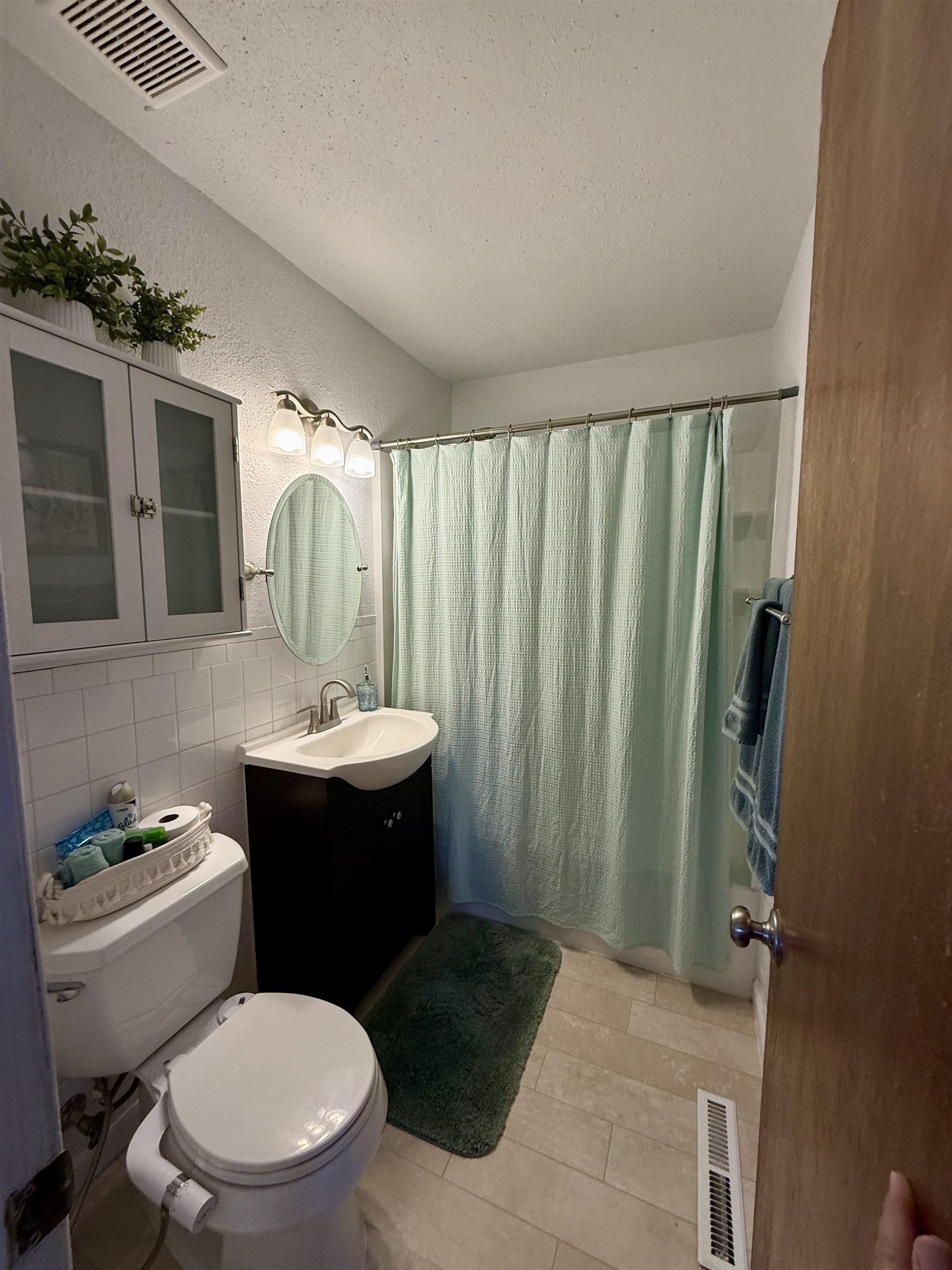 437 30 Road Property Photo 13