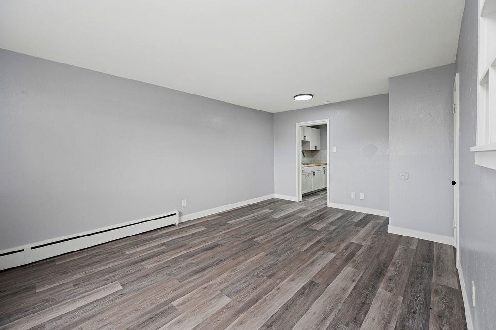 1821 Gunnison Avenue Property Photo 9