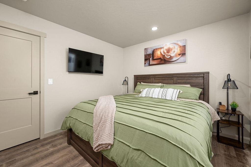 411 Clements Way Property Photo 17