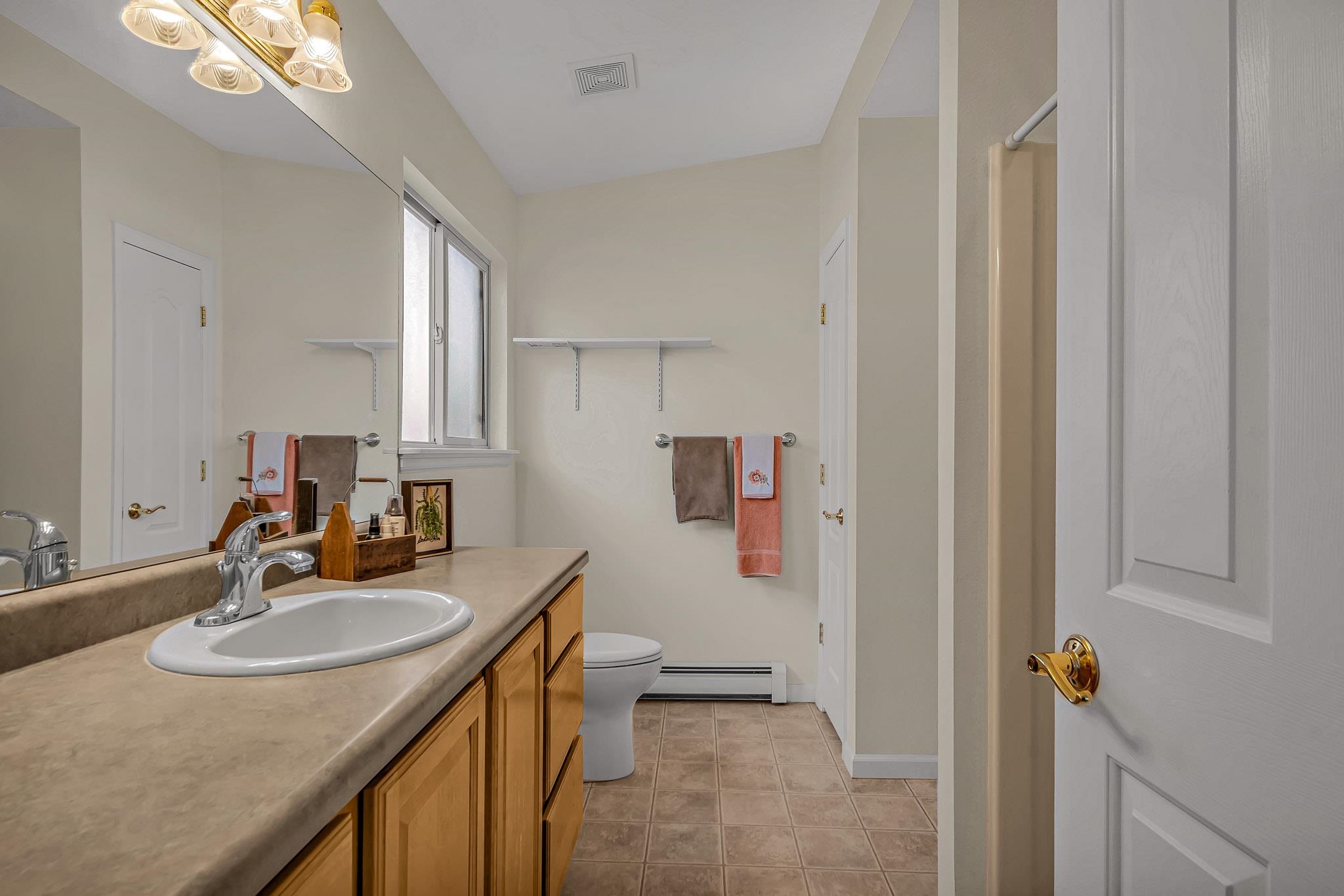 2157 Glenstone Court Property Photo 16