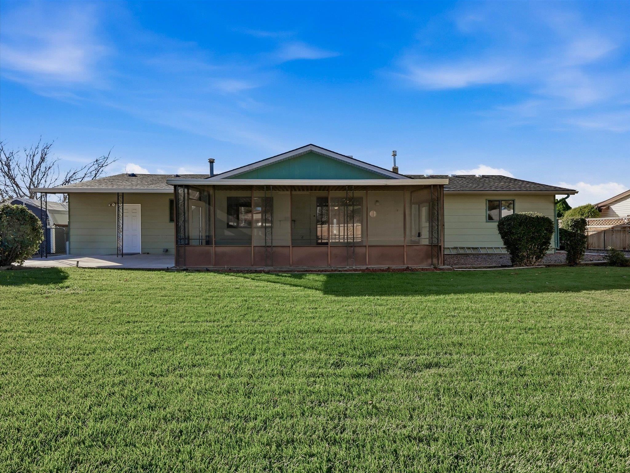 3090 Pinyon Place Property Photo 26