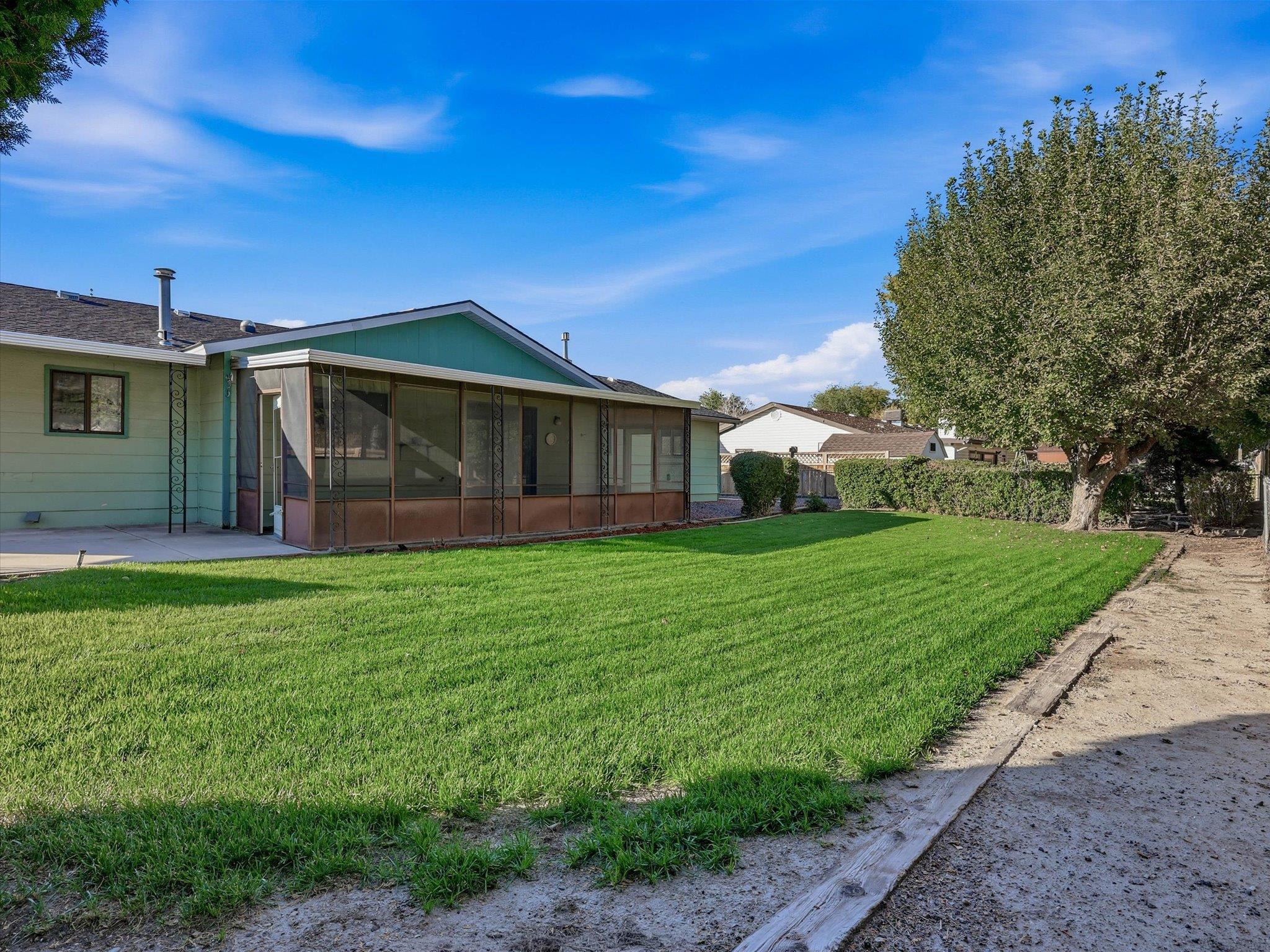 3090 Pinyon Place Property Photo 27
