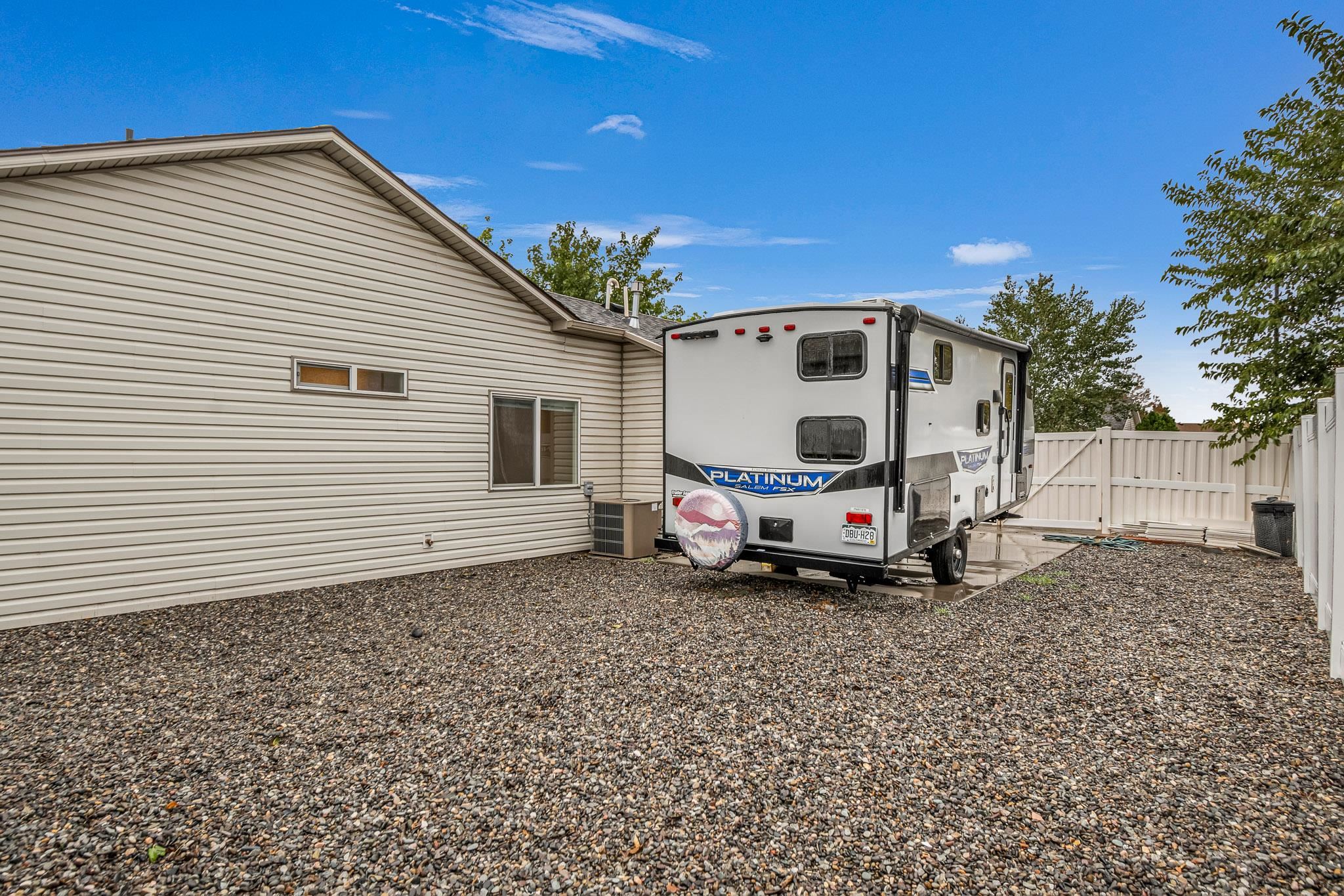 646 Quartz Drive Property Photo 3