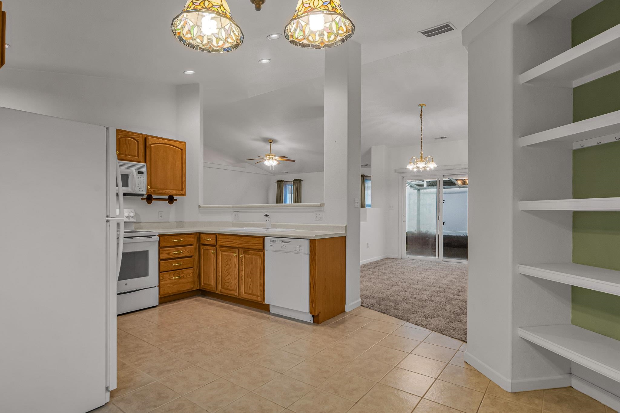 646 Quartz Drive Property Photo 11