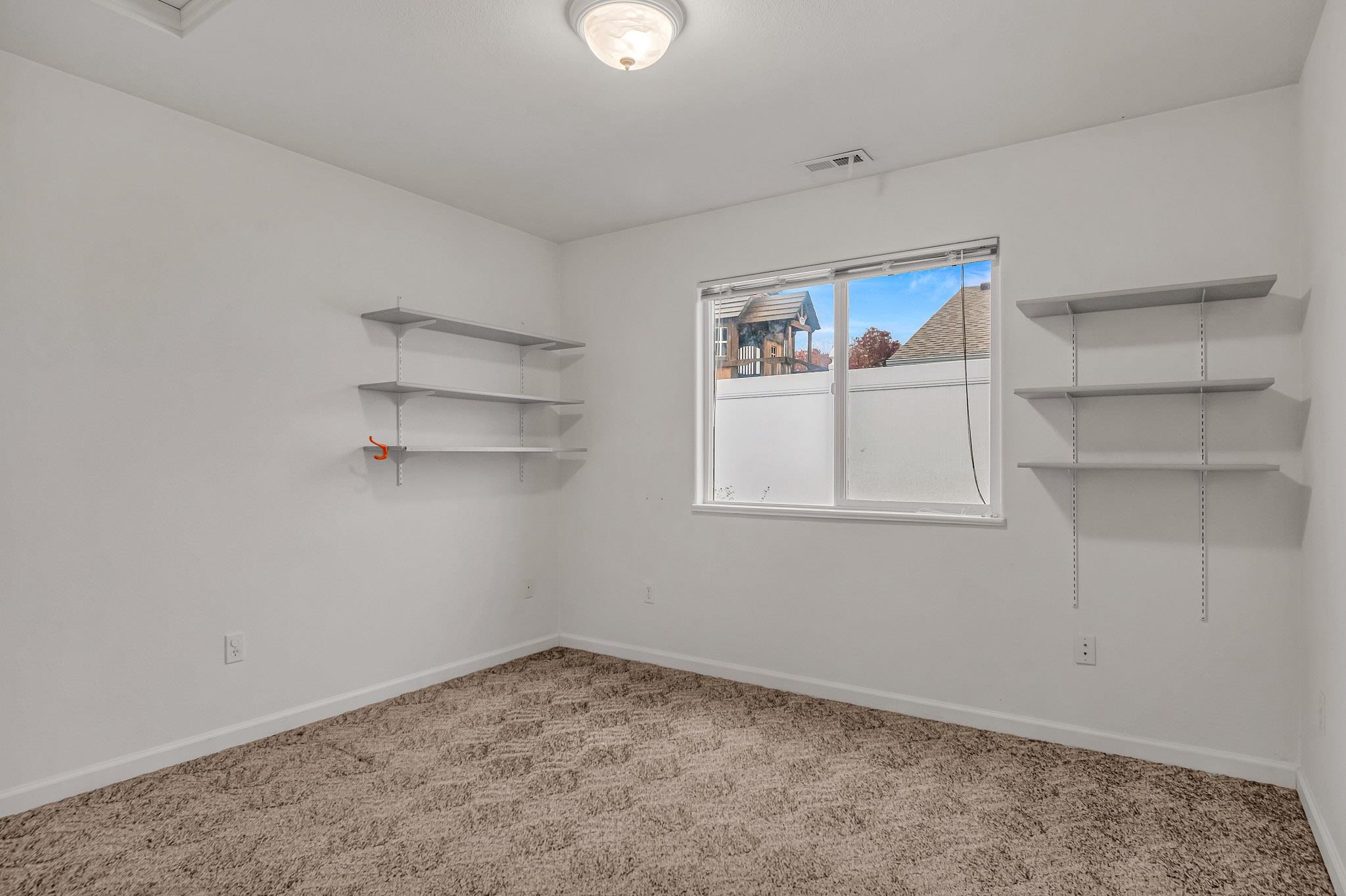 646 Quartz Drive Property Photo 23