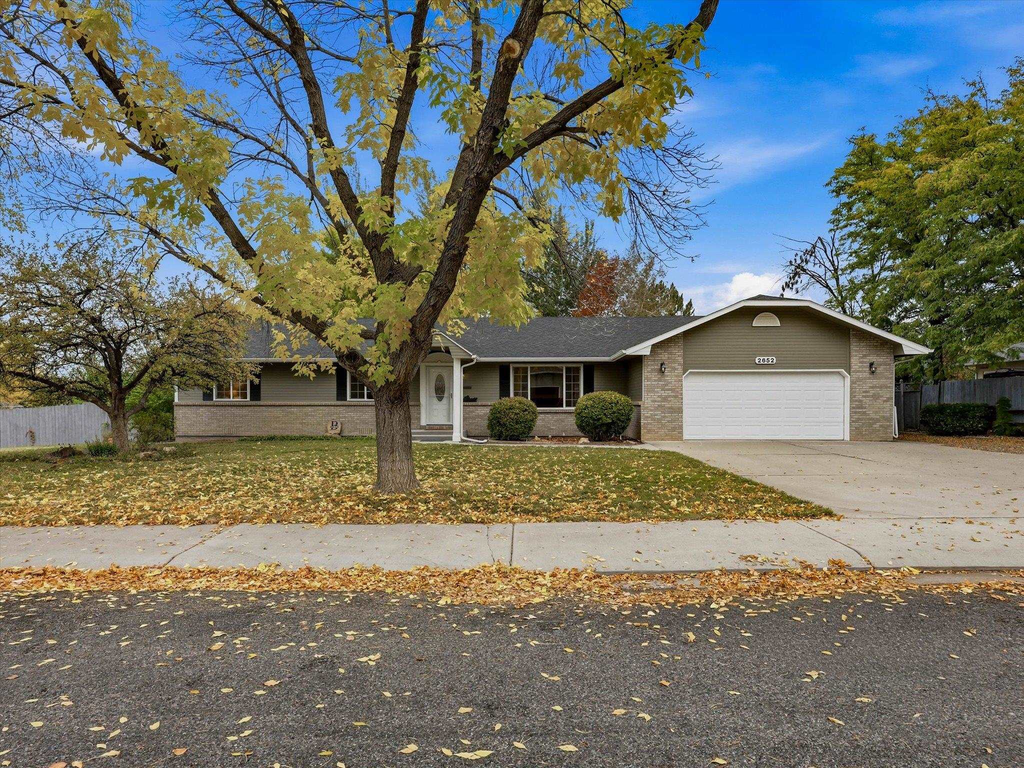 2652 Hemlock Court Property Photo 1