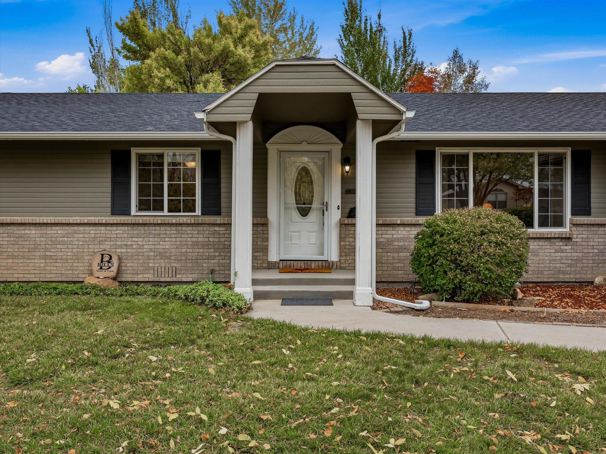 2652 Hemlock Court Property Photo 5