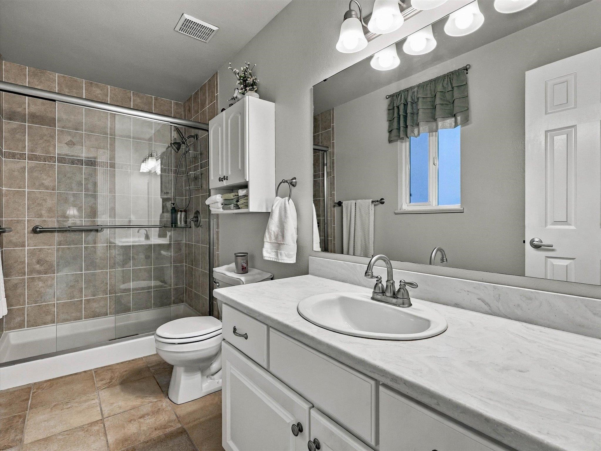 2652 Hemlock Court Property Photo 19