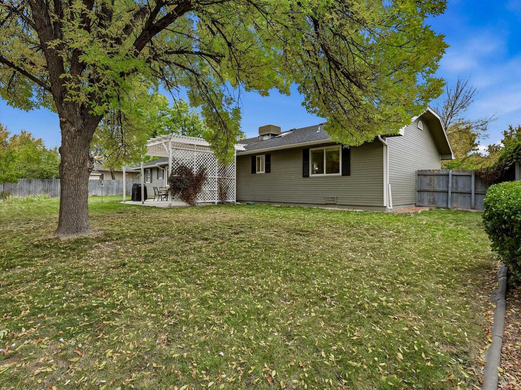 2652 Hemlock Court Property Photo 34