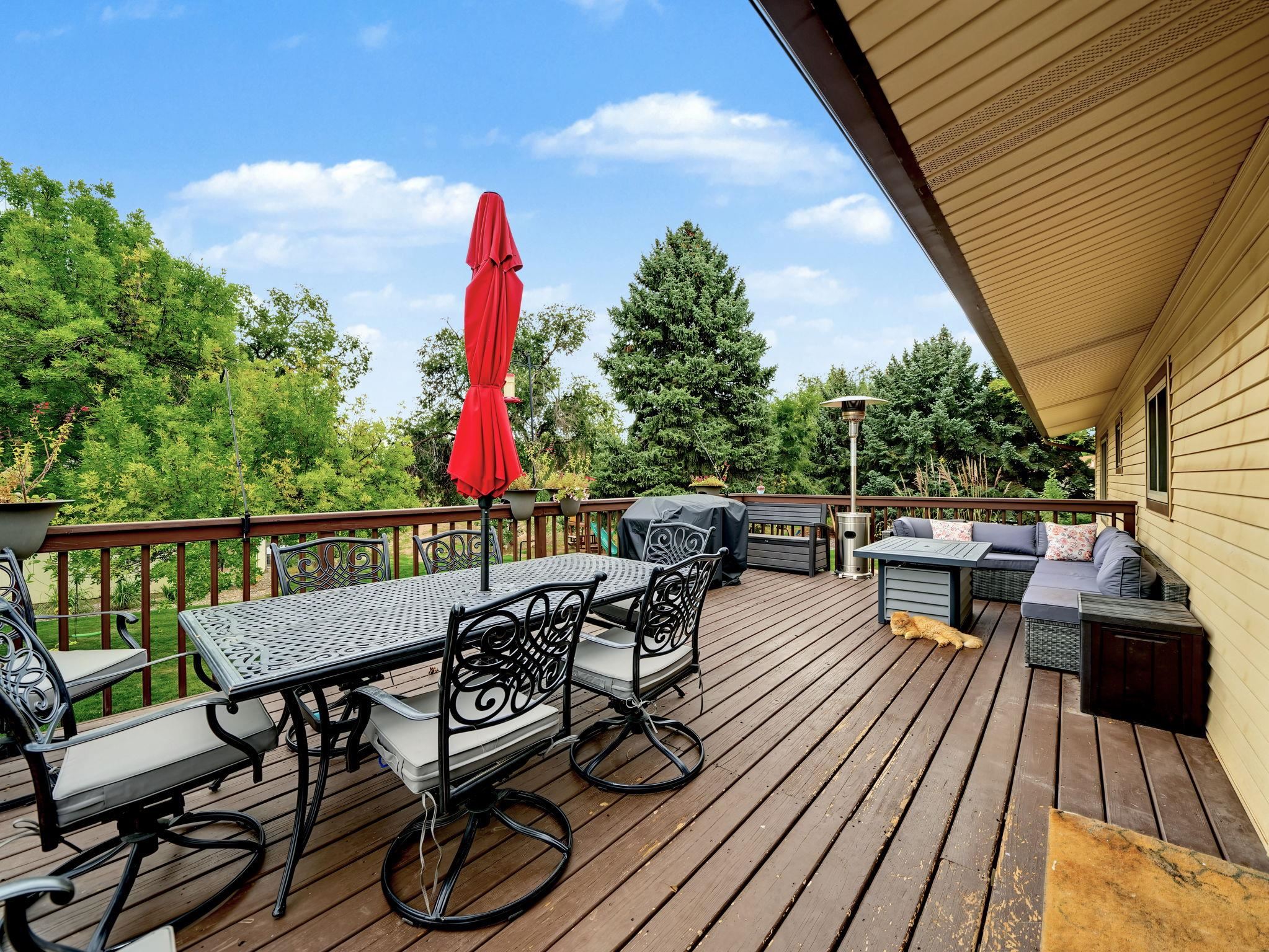 570 Sunny Meadow Lane Property Photo 12