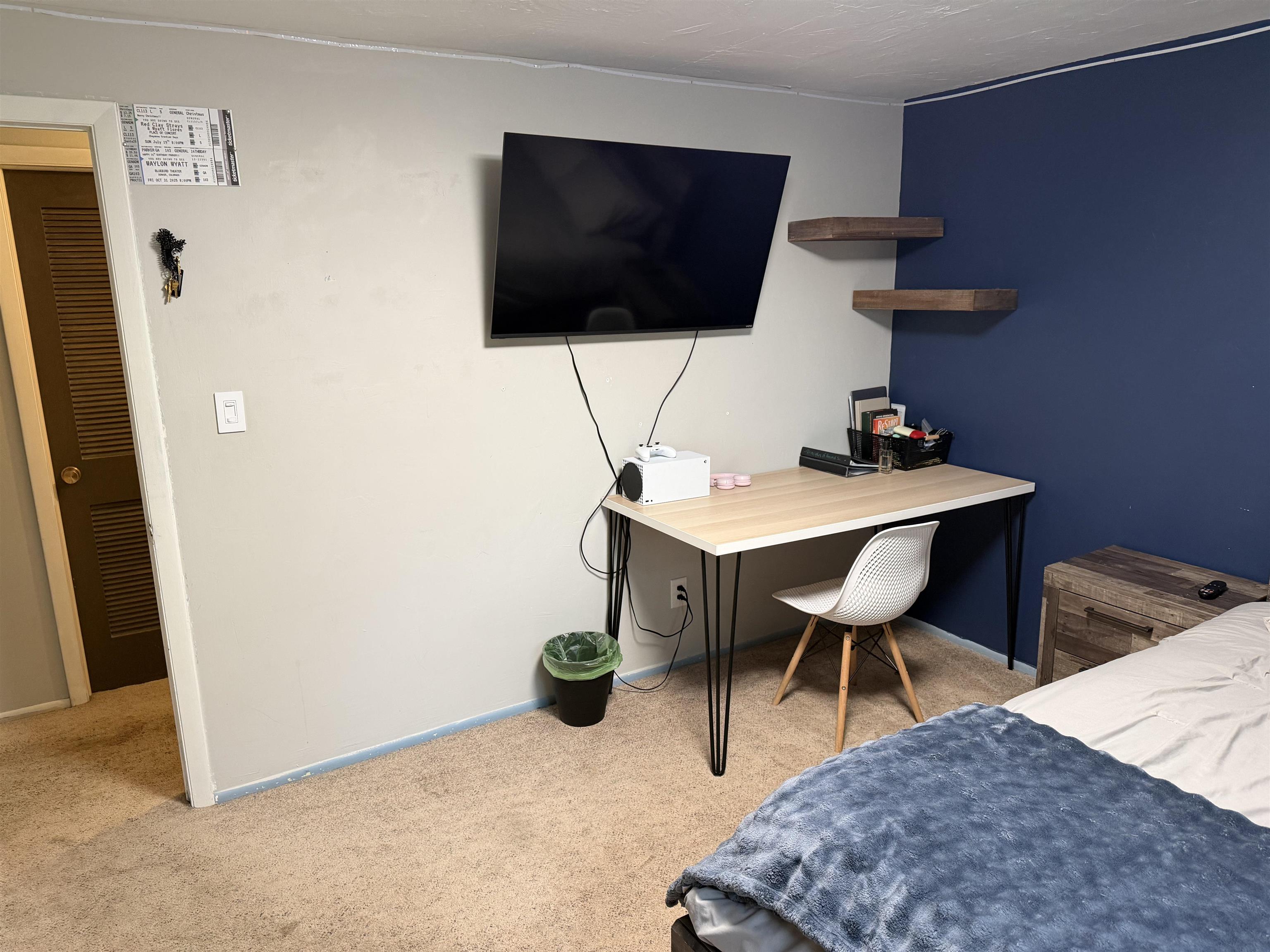 570 Sunny Meadow Lane Property Photo 17