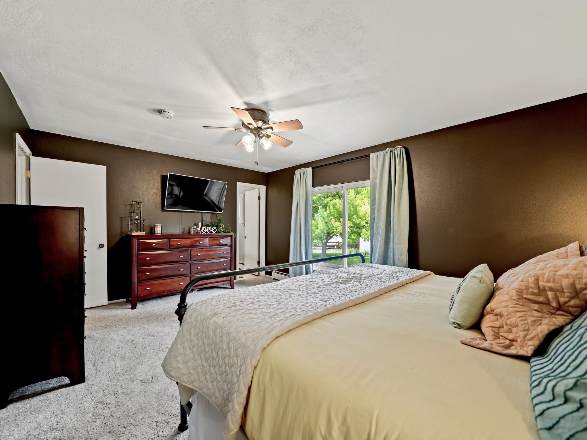 570 Sunny Meadow Lane Property Photo 23