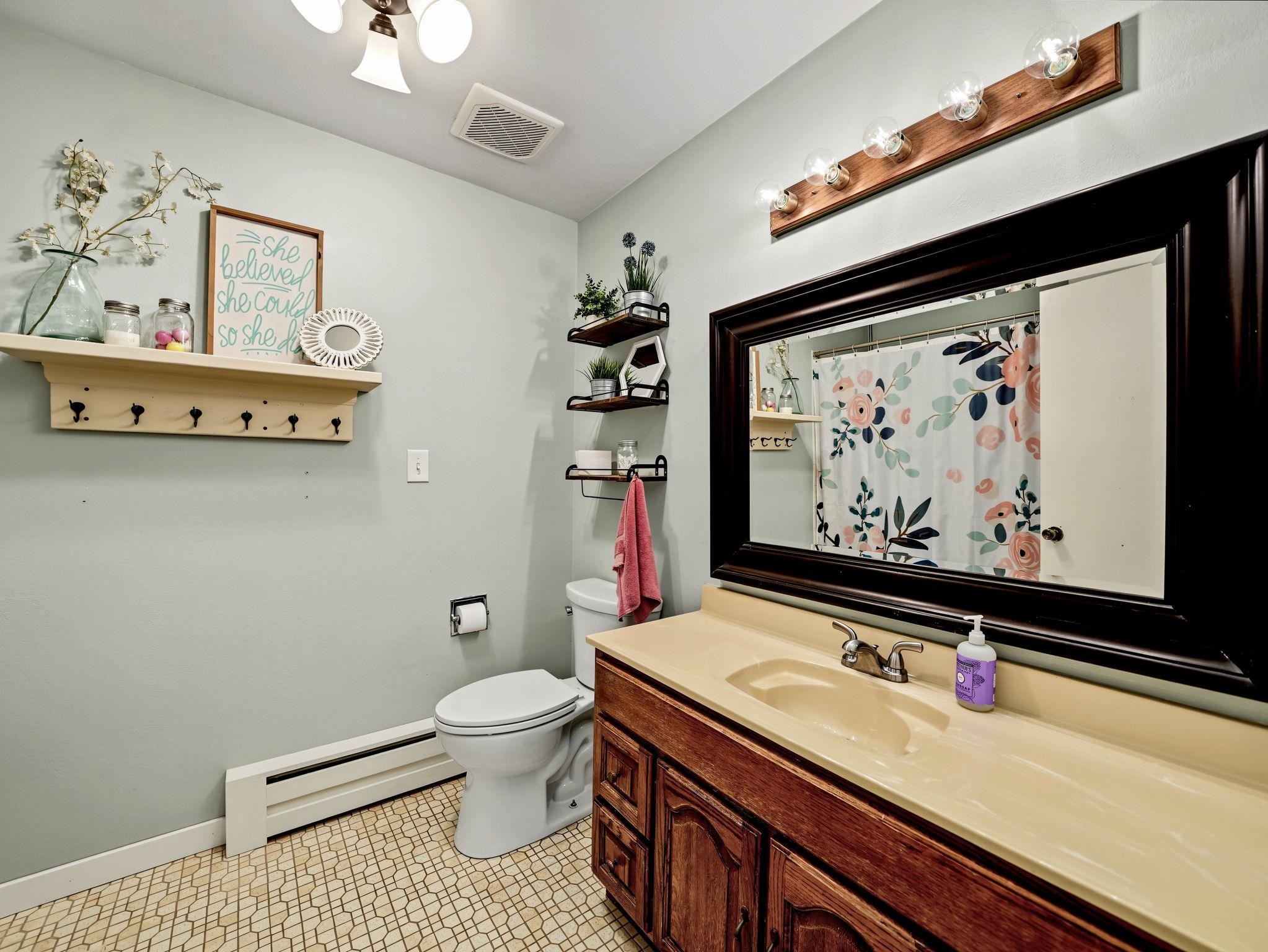 570 Sunny Meadow Lane Property Photo 31