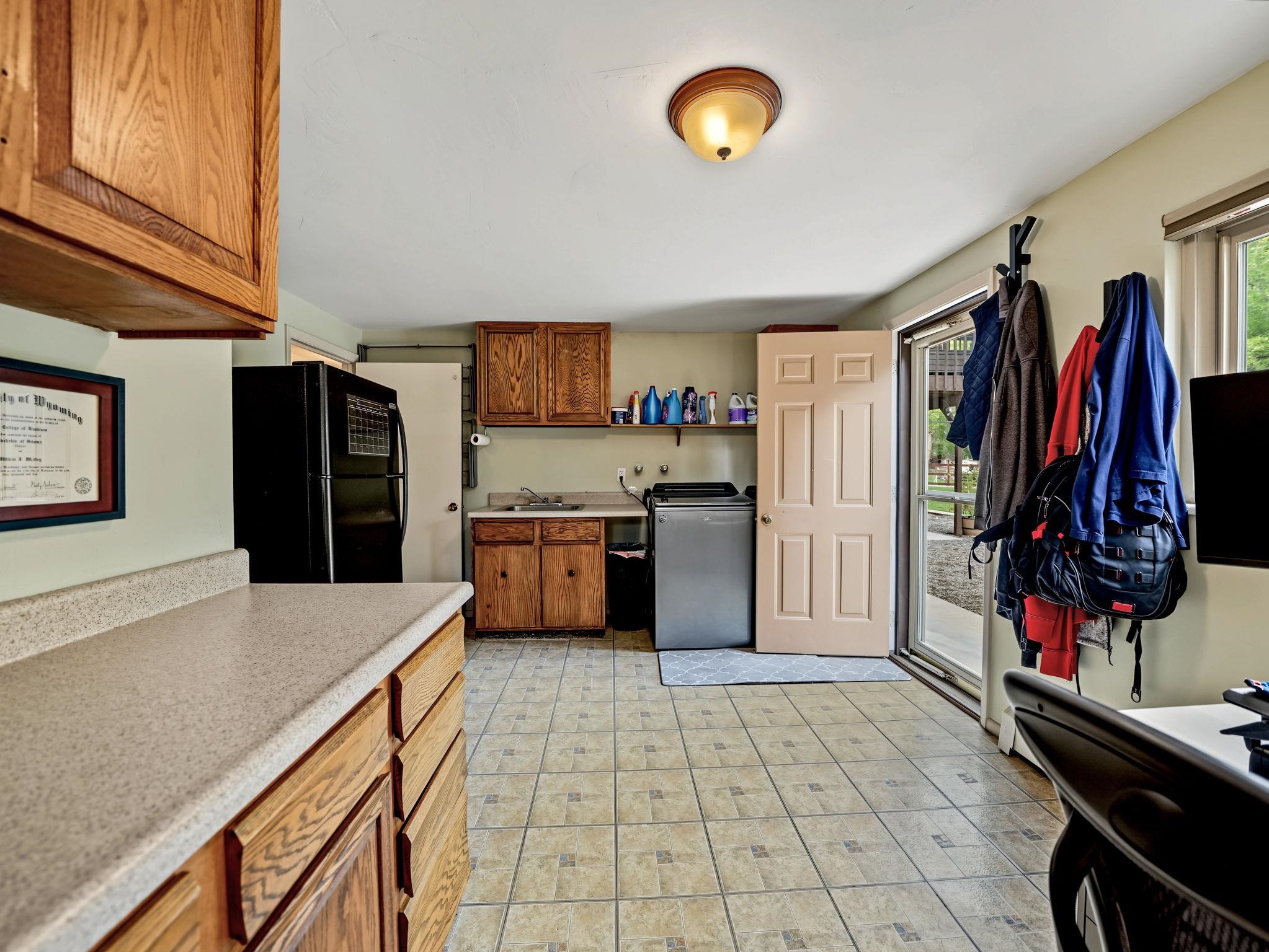 570 Sunny Meadow Lane Property Photo 33
