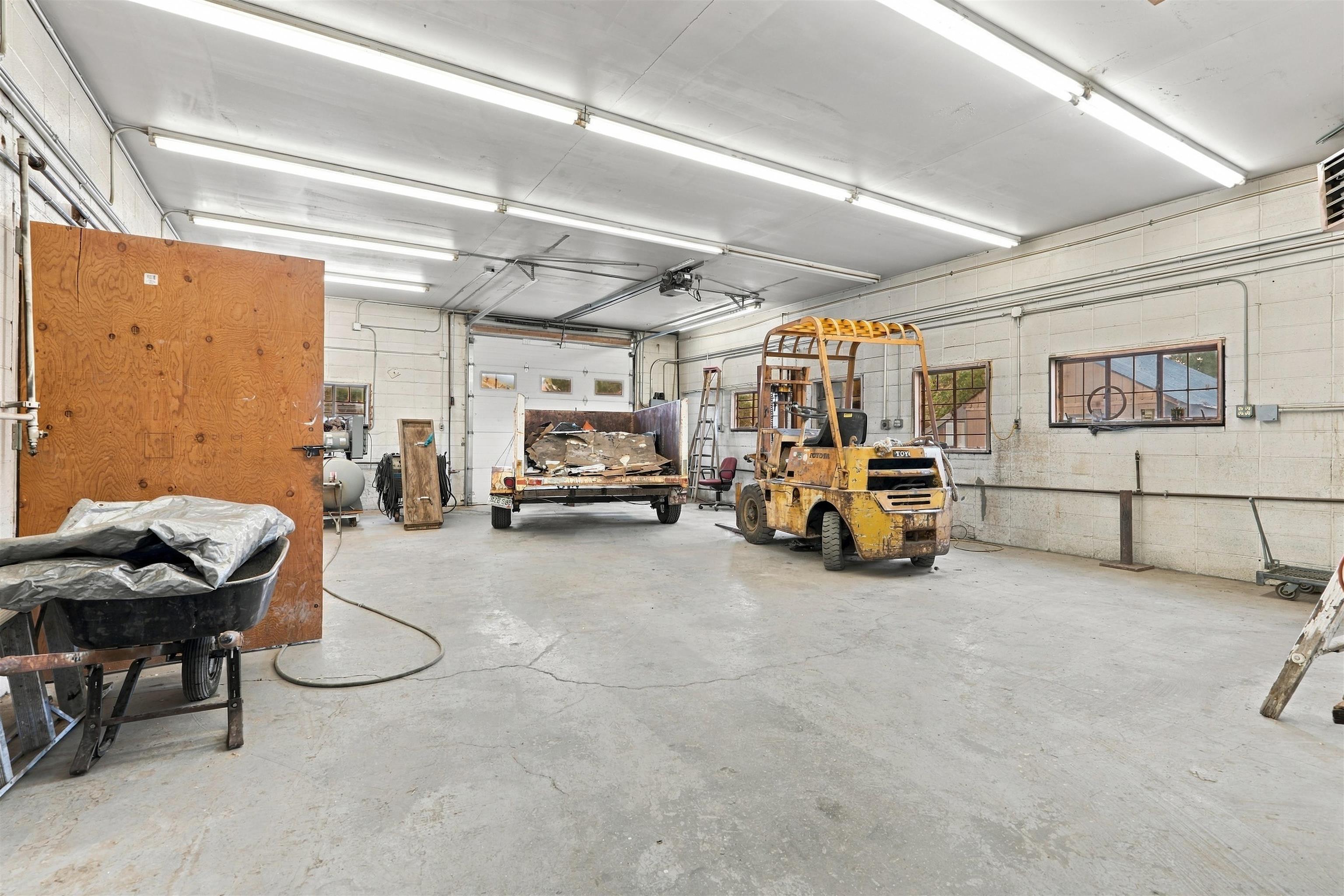 3263 F Road Property Photo 9