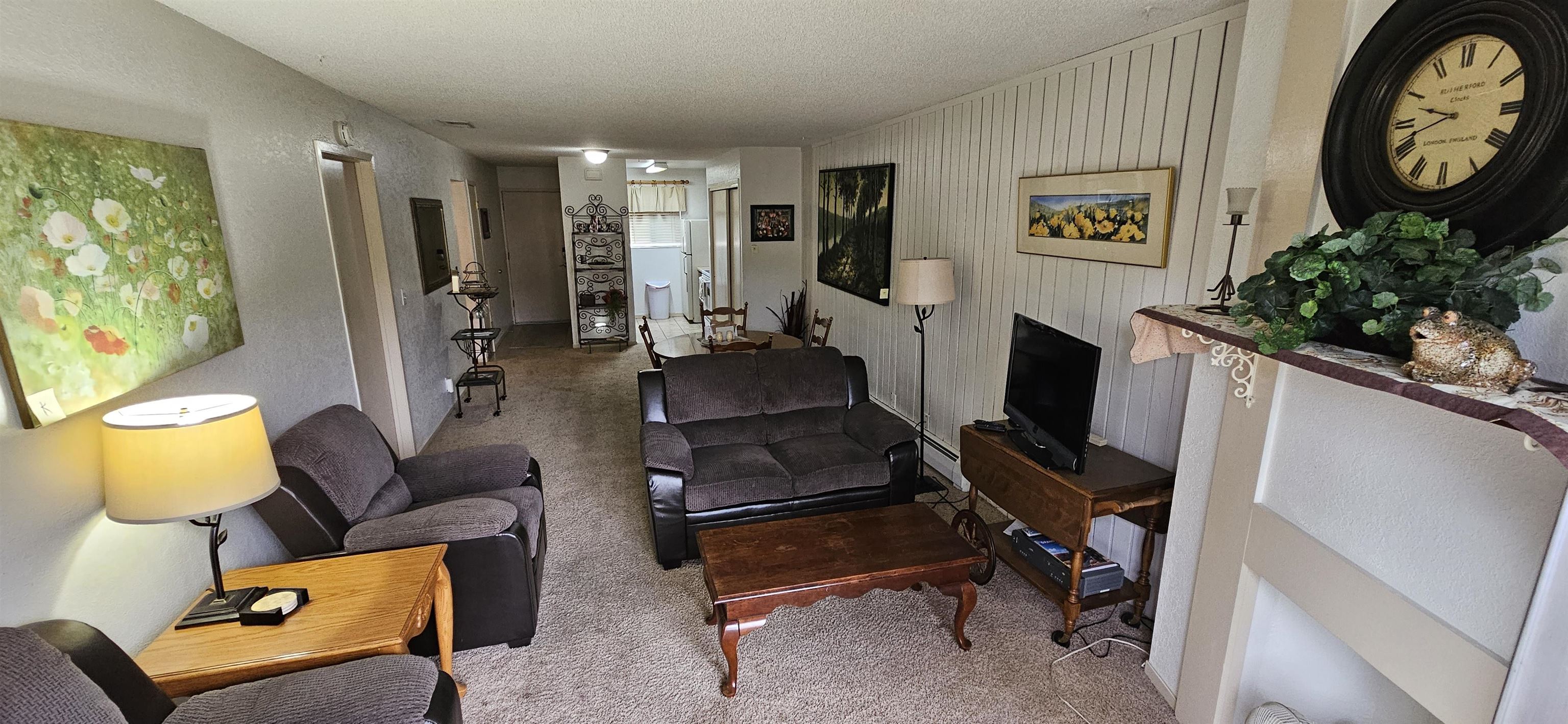 3150 Lakeside Drive Property Photo 3