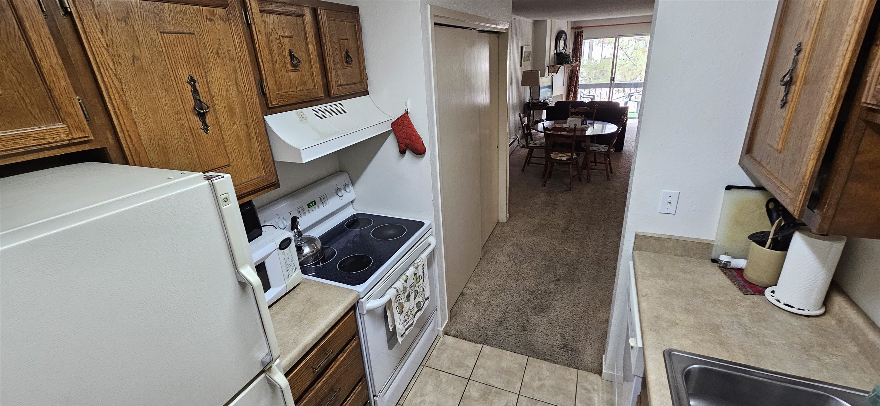 3150 Lakeside Drive Property Photo 11