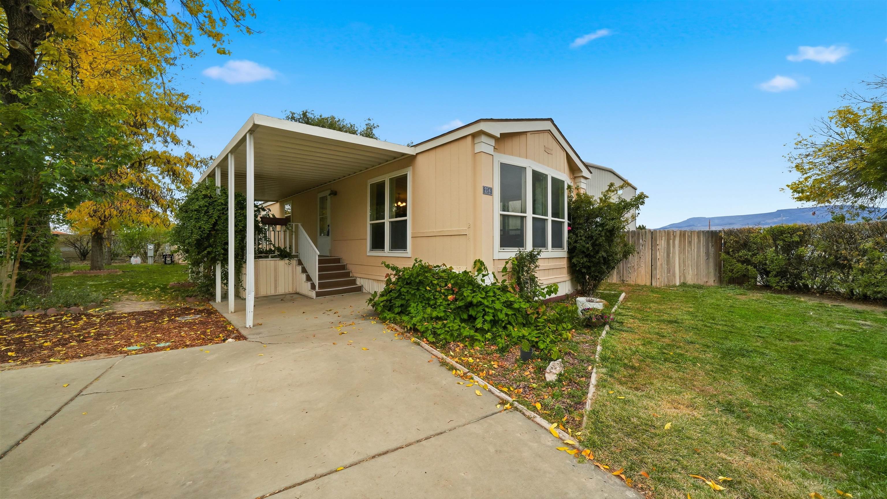 435 32 Road Property Photo 1