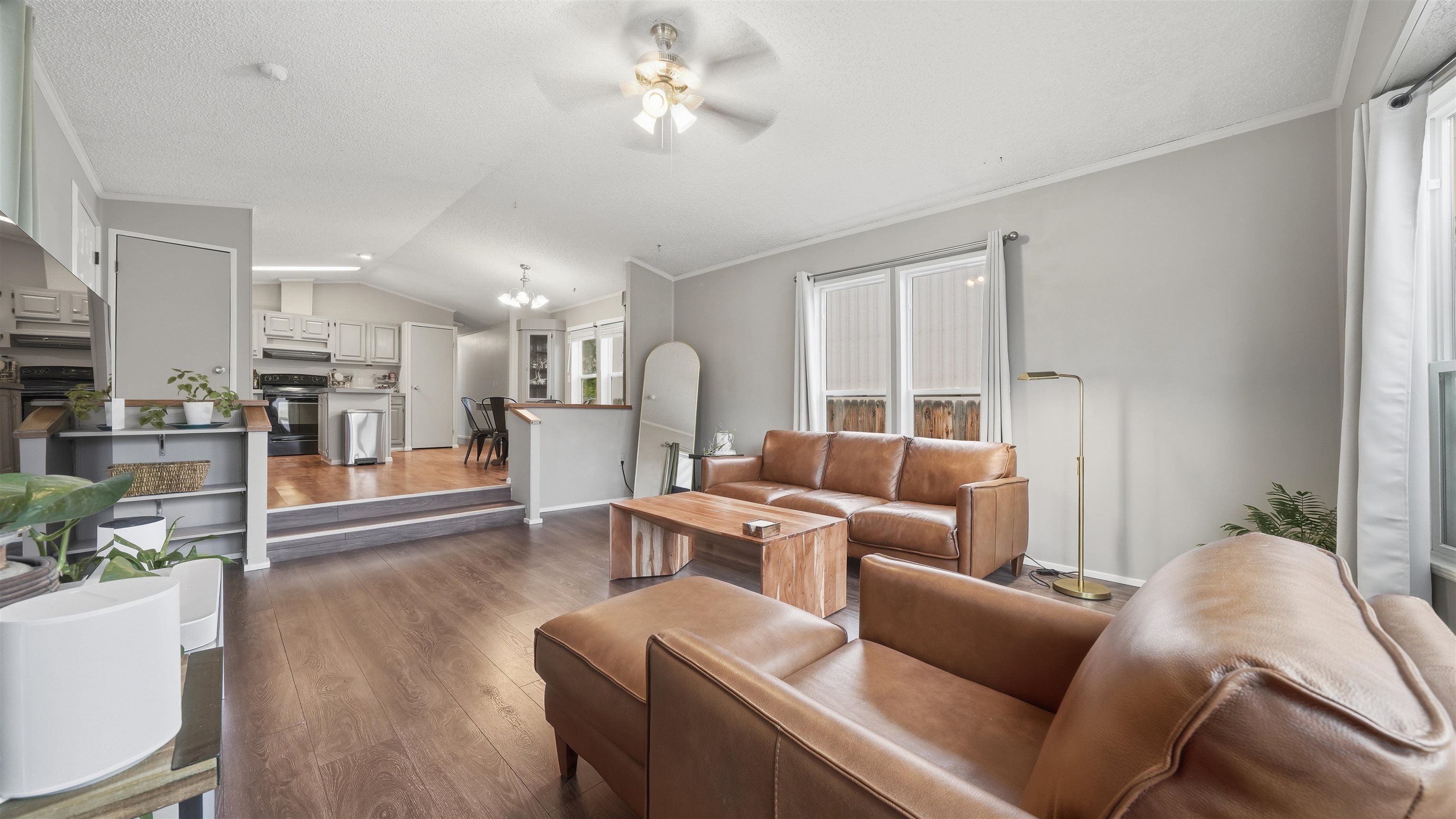 435 32 Road Property Photo 5