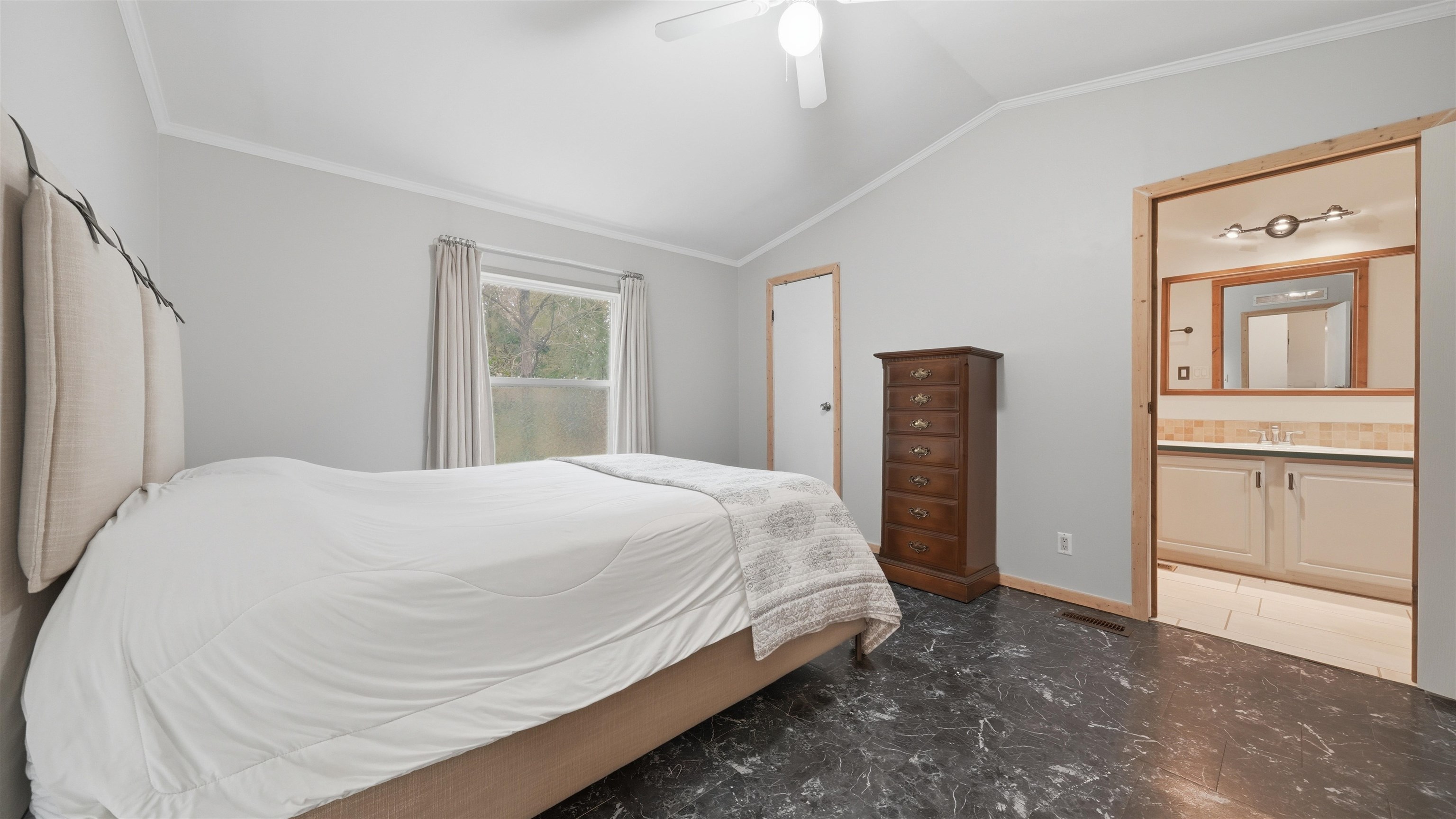 435 32 Road Property Photo 13