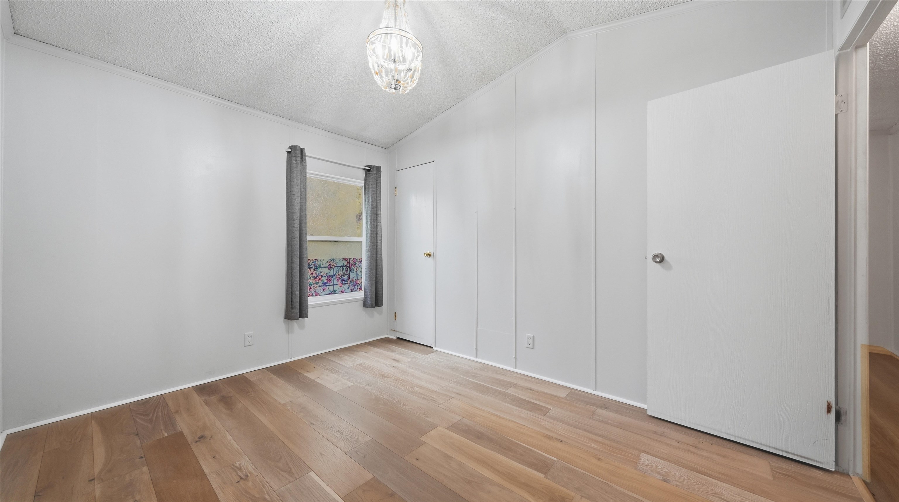 435 32 Road Property Photo 16