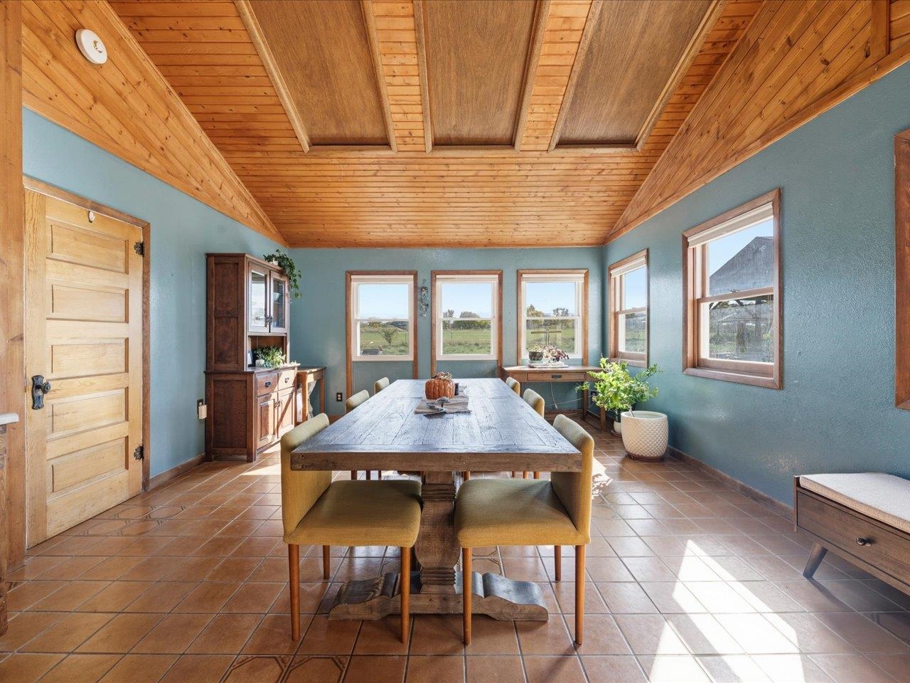 6749 5825 Road Property Photo 5