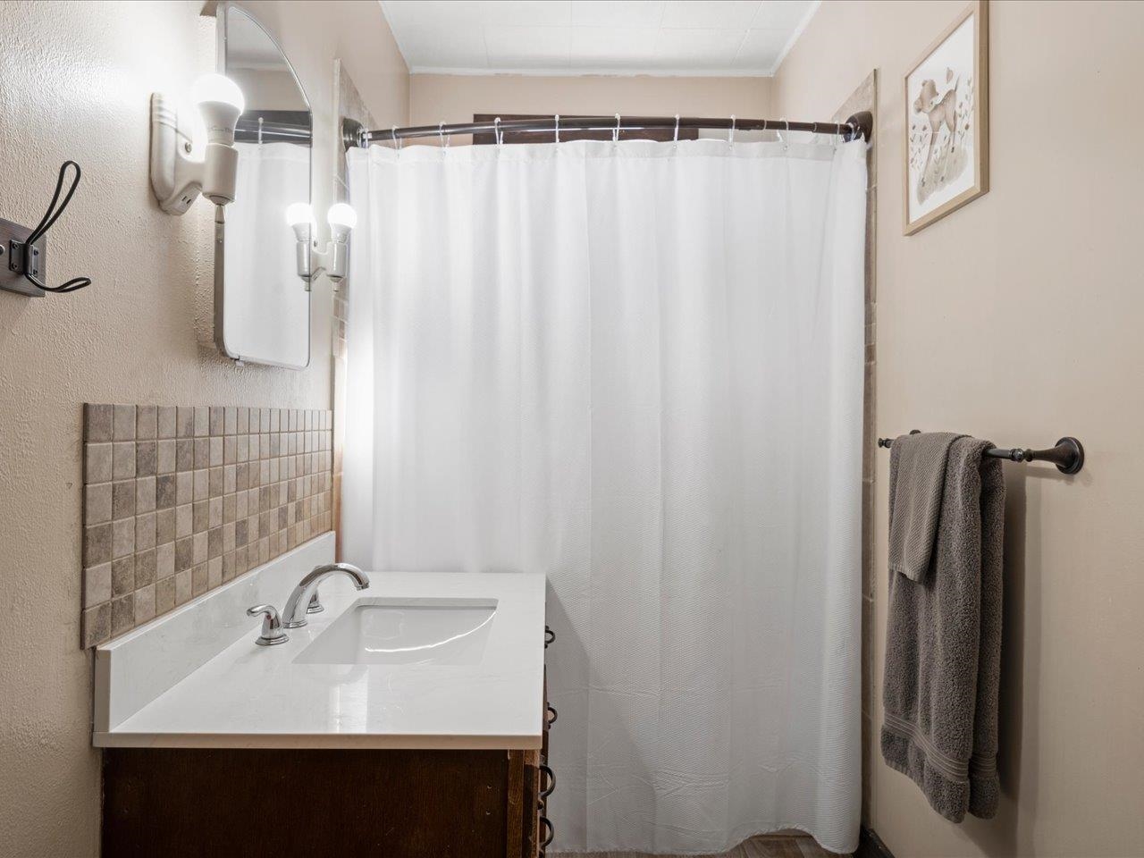 6749 5825 Road Property Photo 18