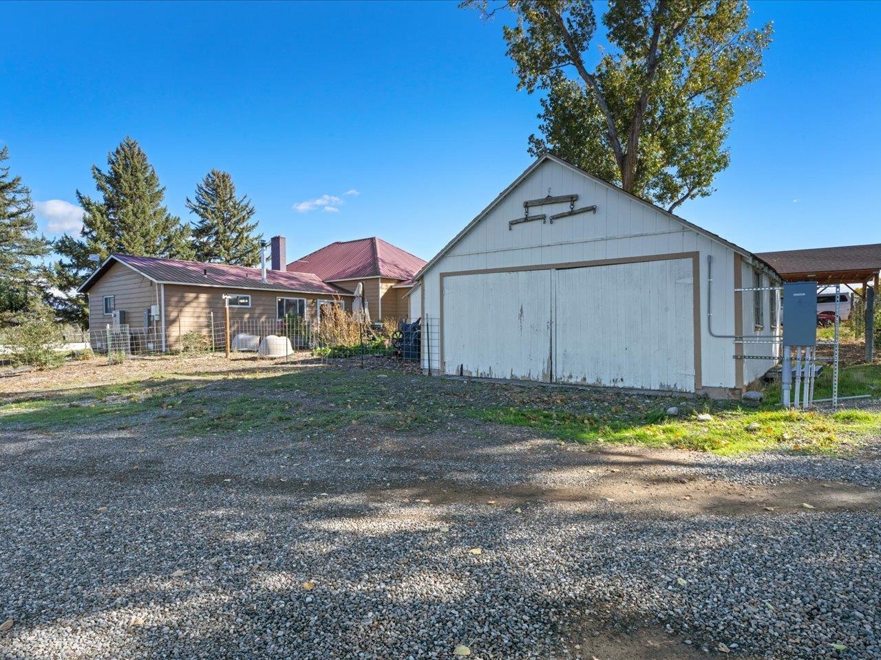 6749 5825 Road Property Photo 38