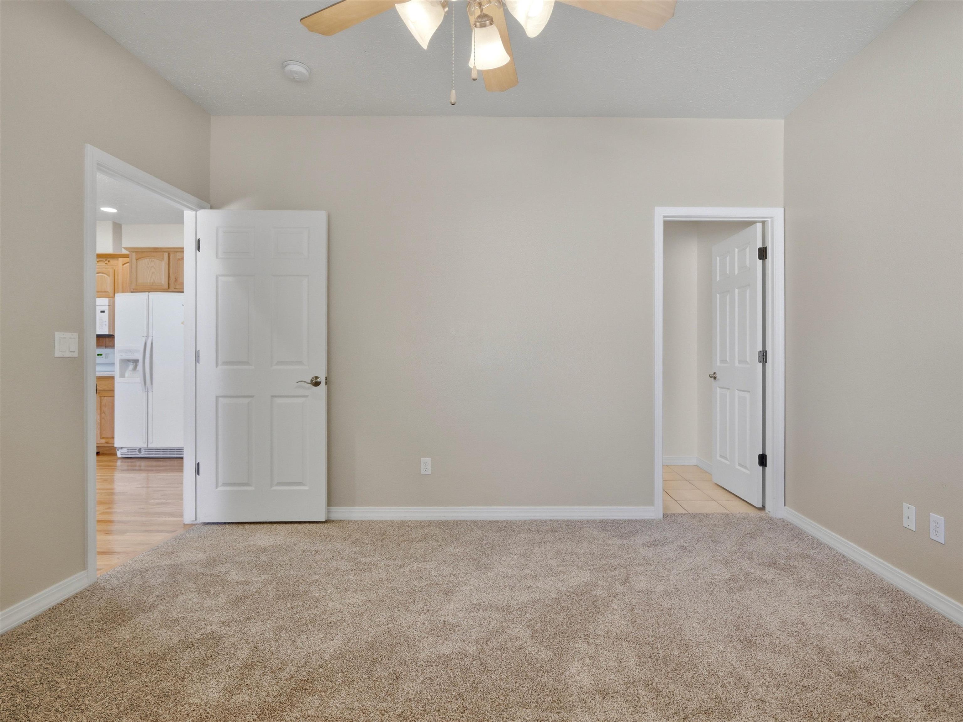 567 Garden Grove Court Property Photo 12