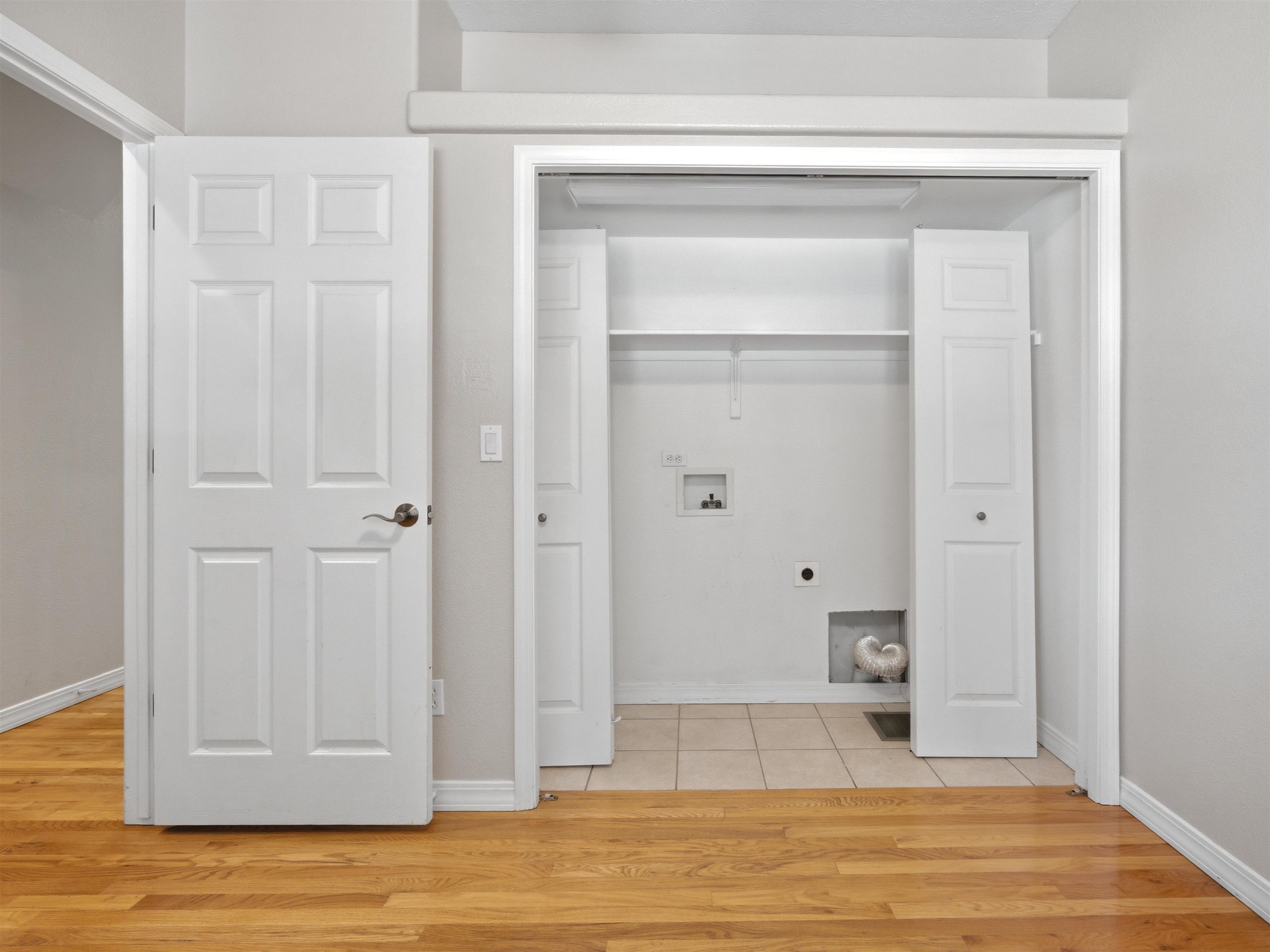 567 Garden Grove Court Property Photo 17