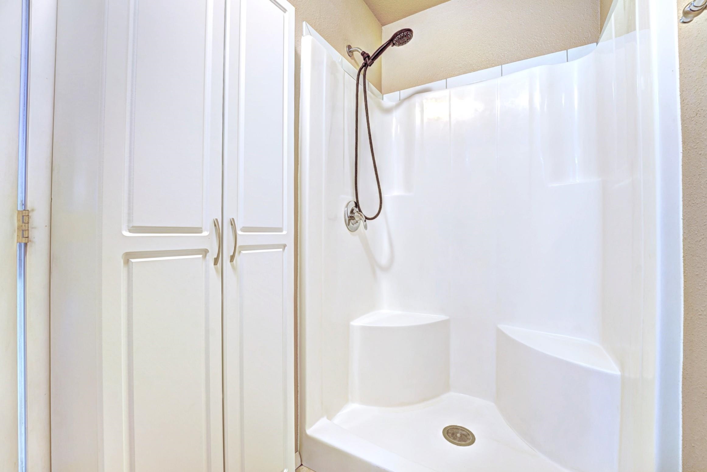 637 1/2 29 1/4 Road Property Photo 18