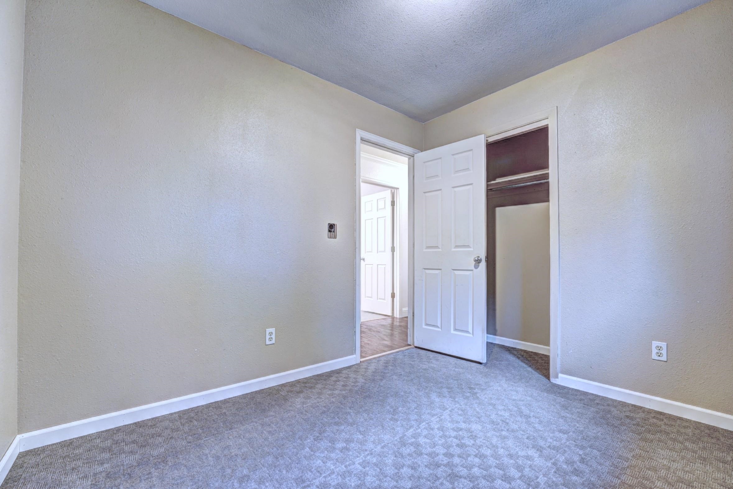 637 1/2 29 1/4 Road Property Photo 19