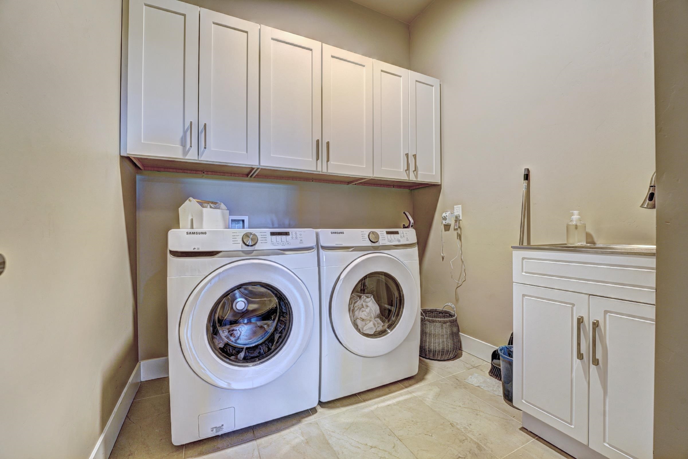 1865 Wellington Avenue Property Photo 14
