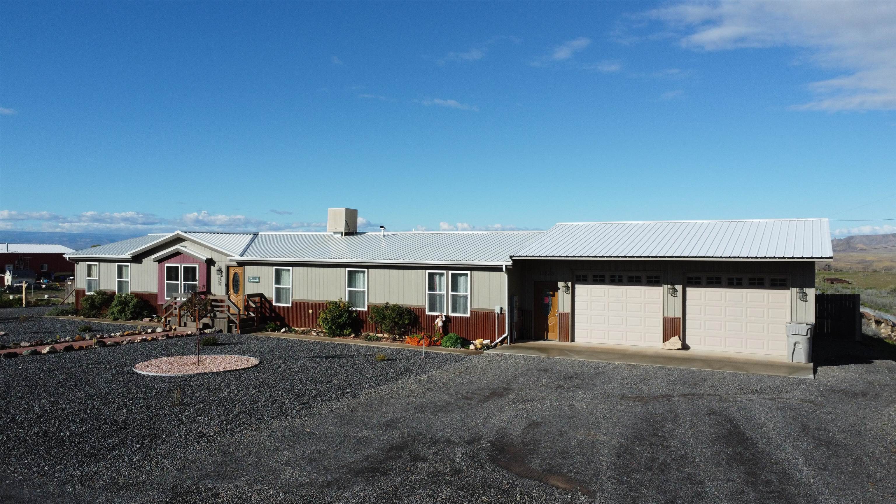 10235 Highway 65 Property Photo 1