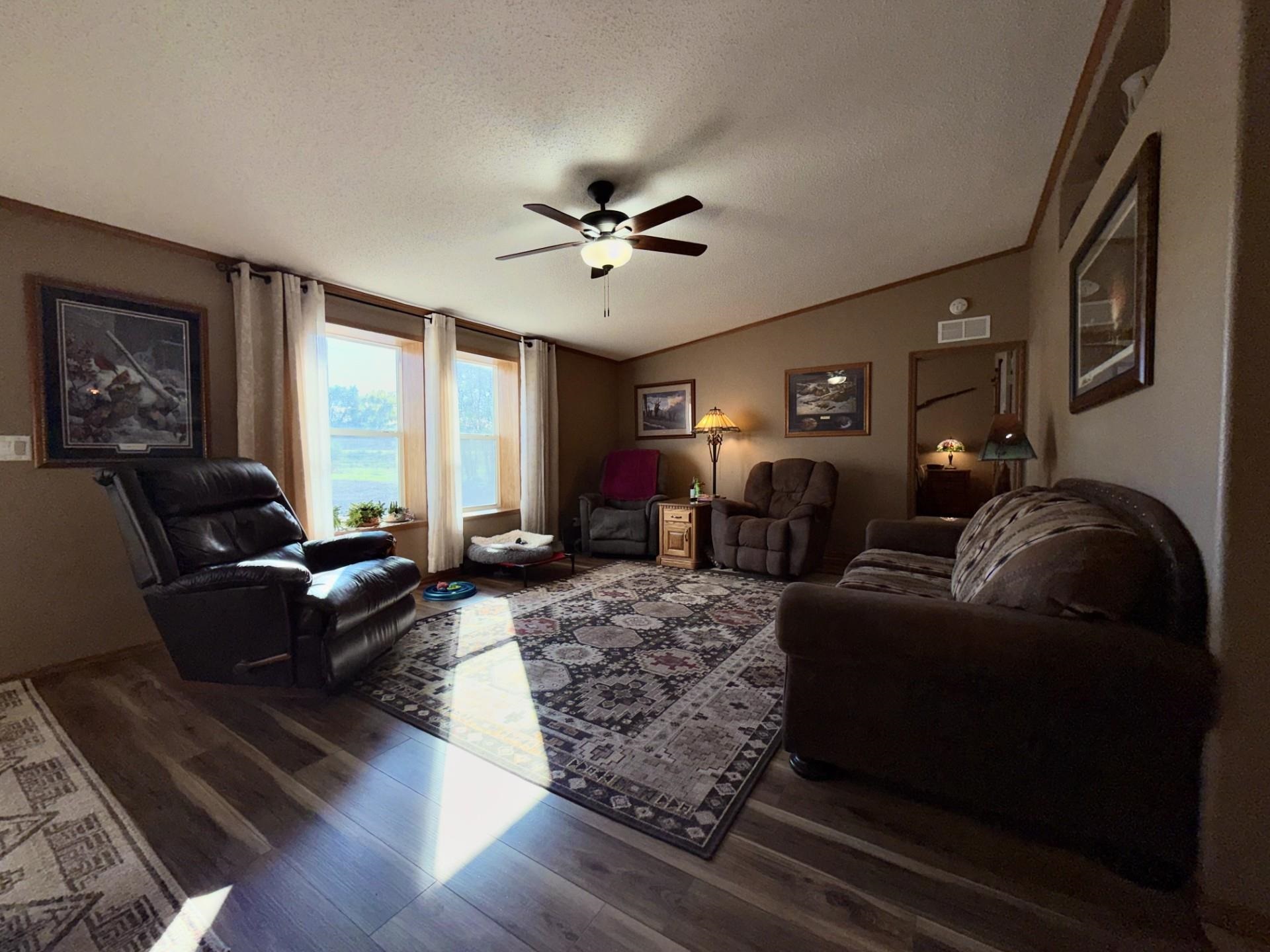 10235 Highway 65 Property Photo 9