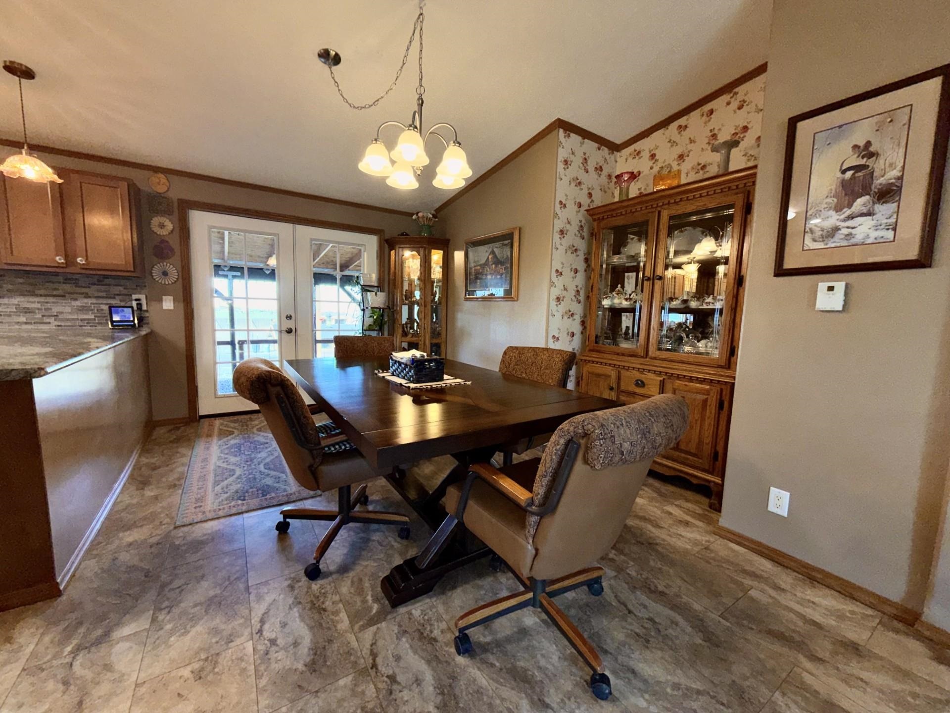 10235 Highway 65 Property Photo 11
